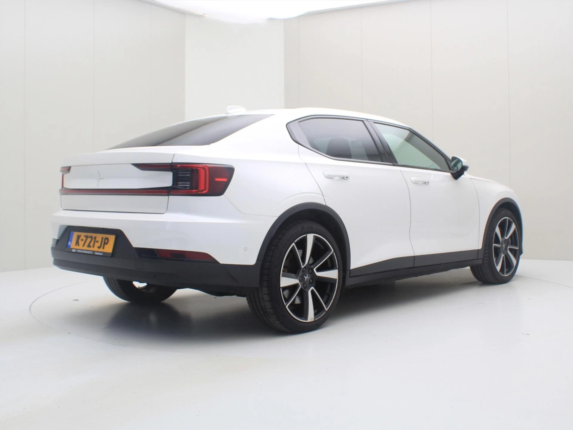 Hoofdafbeelding Polestar 2