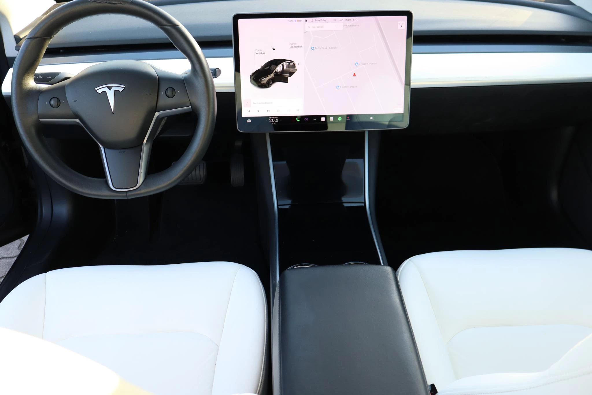 Hoofdafbeelding Tesla Model 3