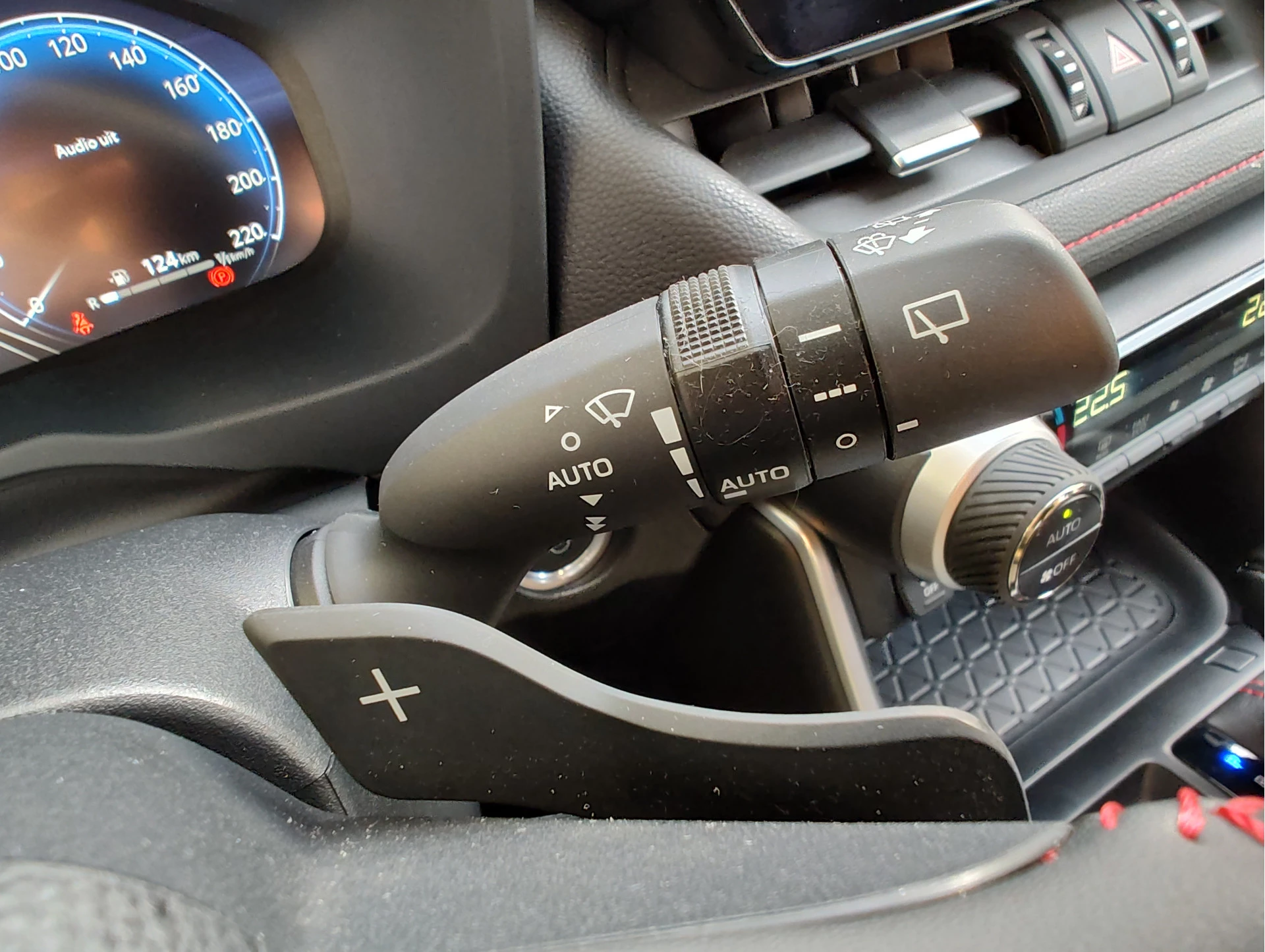 Hoofdafbeelding Suzuki Across