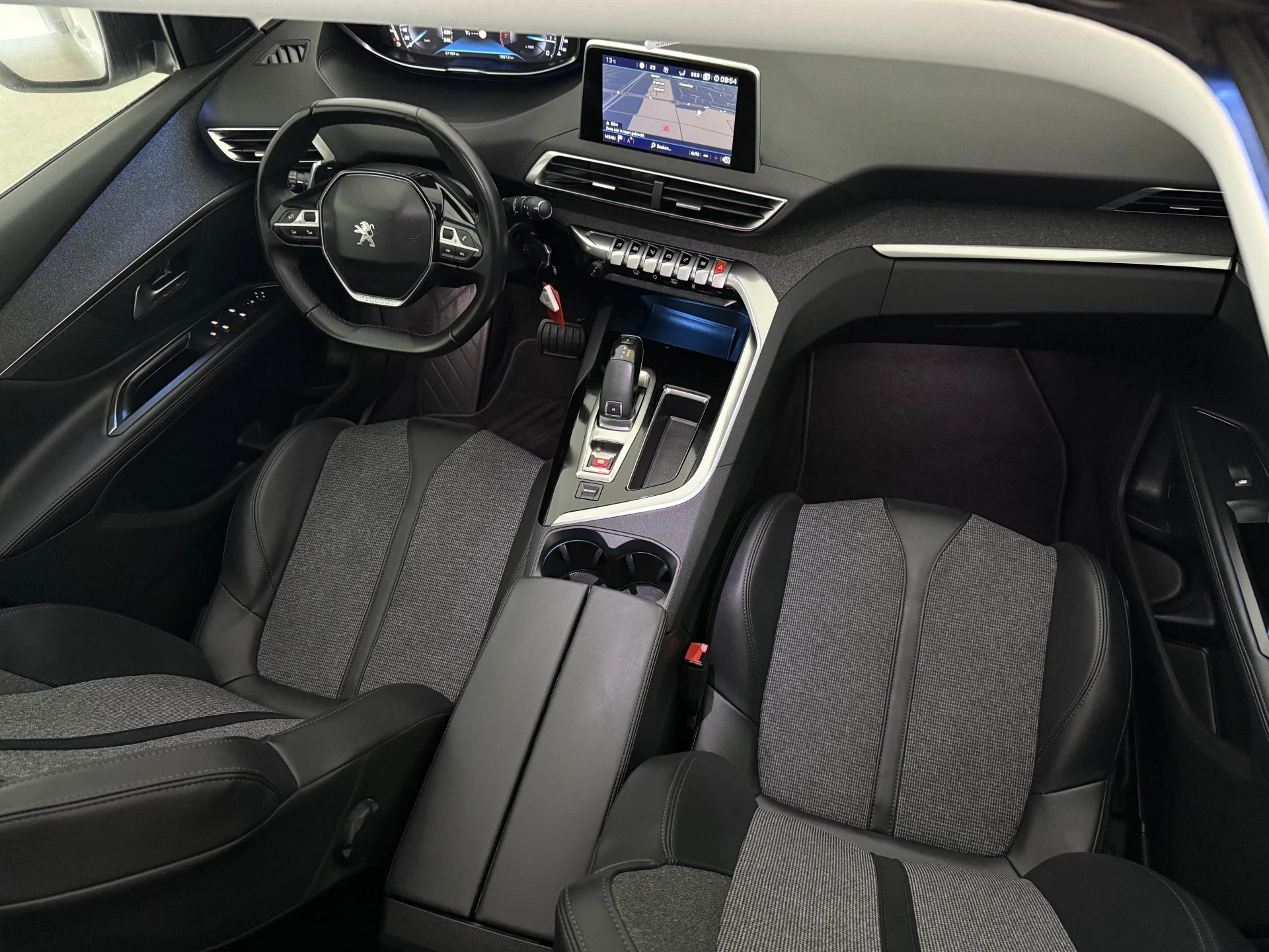 Hoofdafbeelding Peugeot 5008