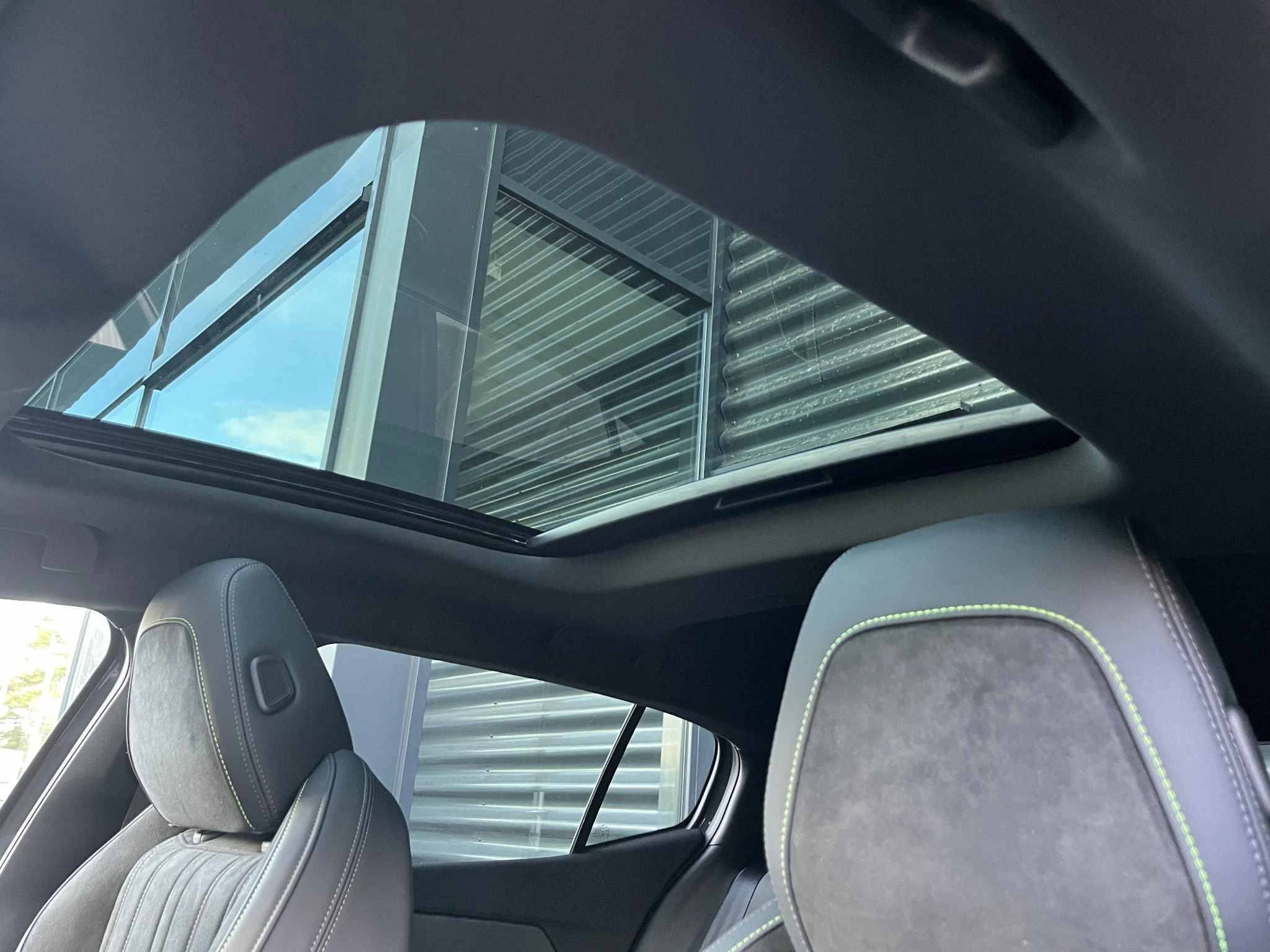 Hoofdafbeelding Peugeot 408