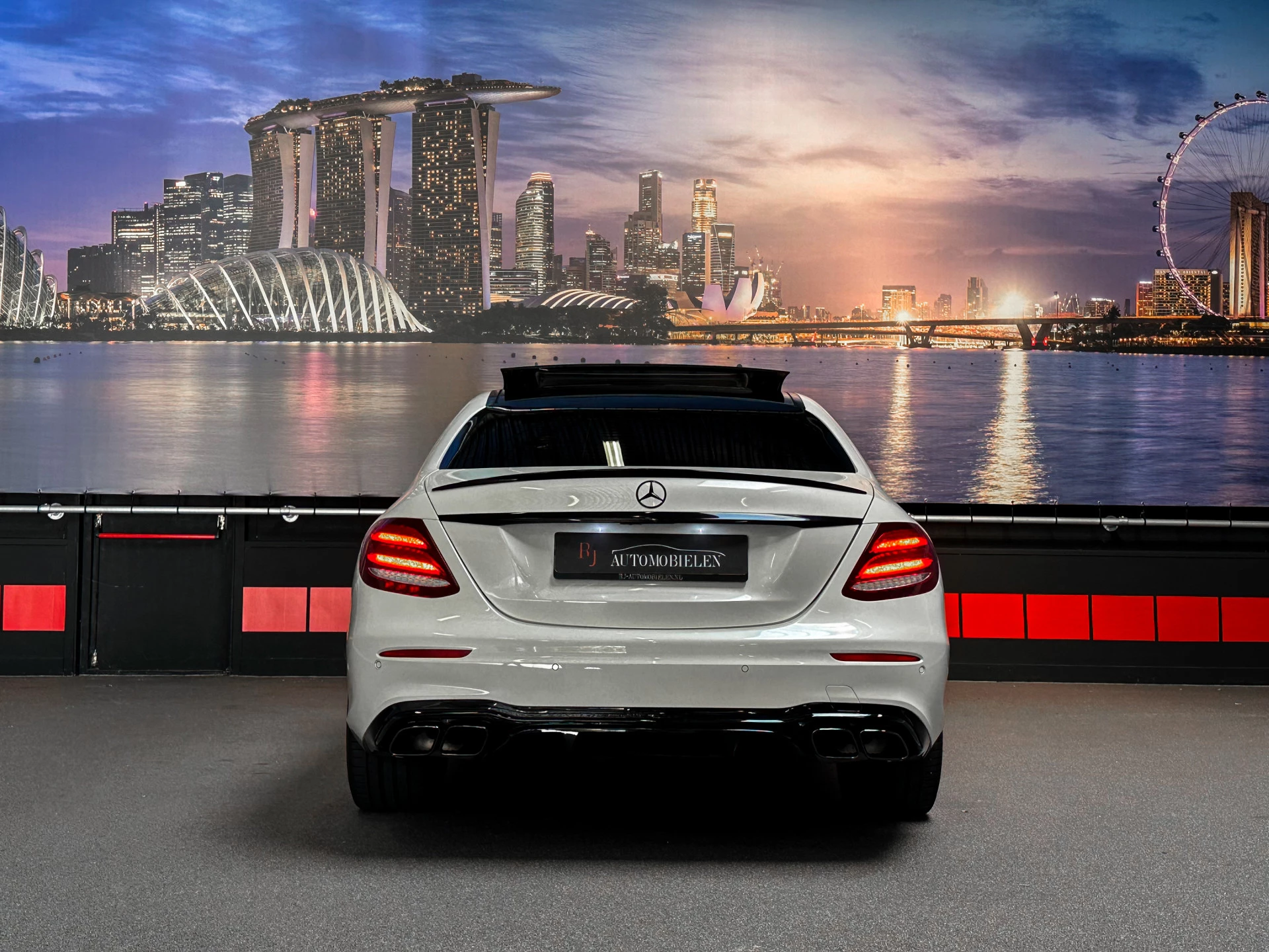 Hoofdafbeelding Mercedes-Benz E-Klasse