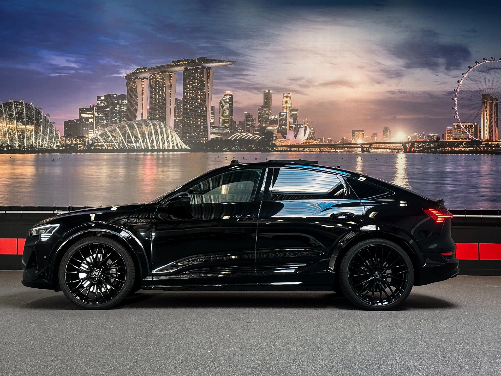 Hoofdafbeelding Audi e-tron