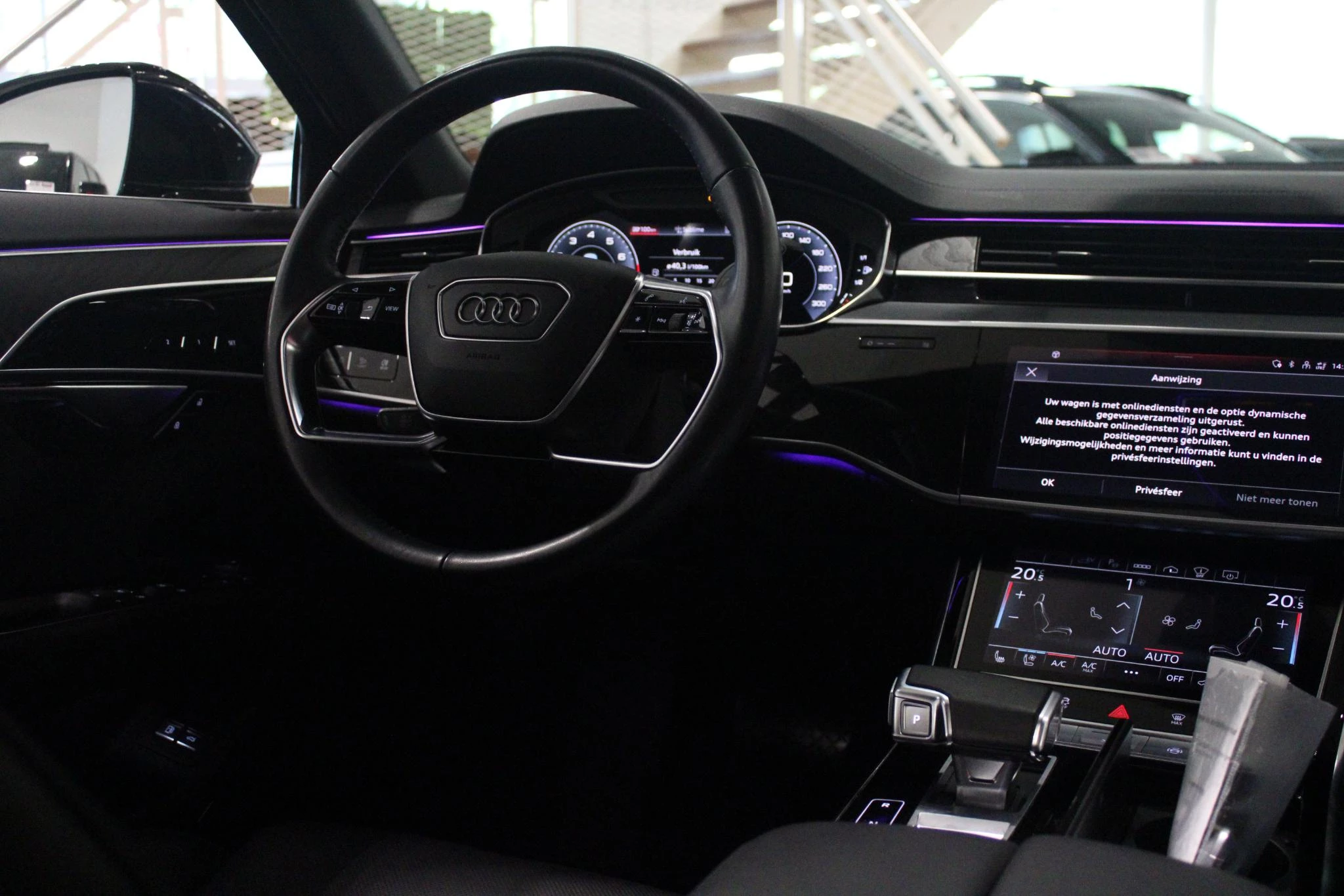 Hoofdafbeelding Audi A8