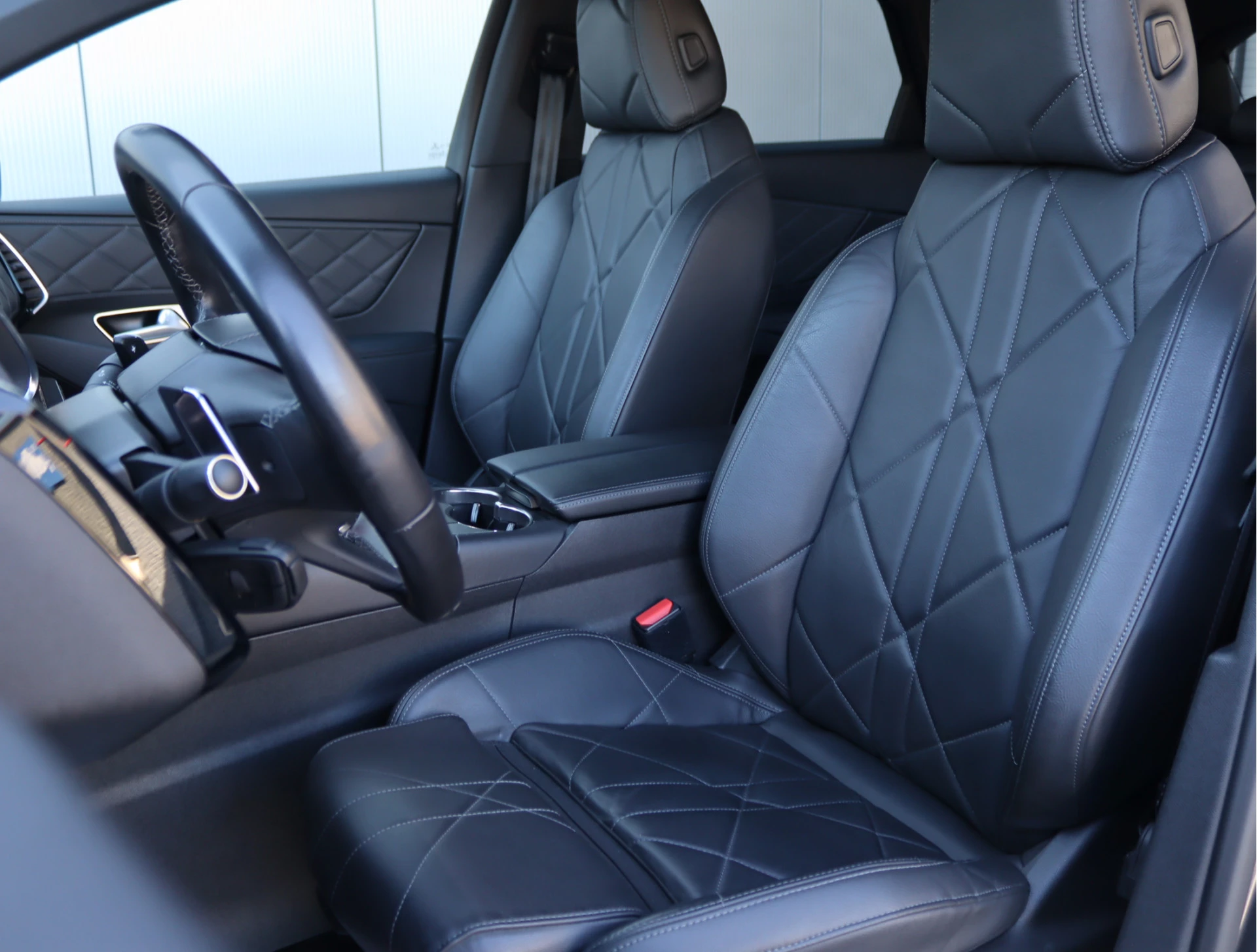 Hoofdafbeelding DS DS 7