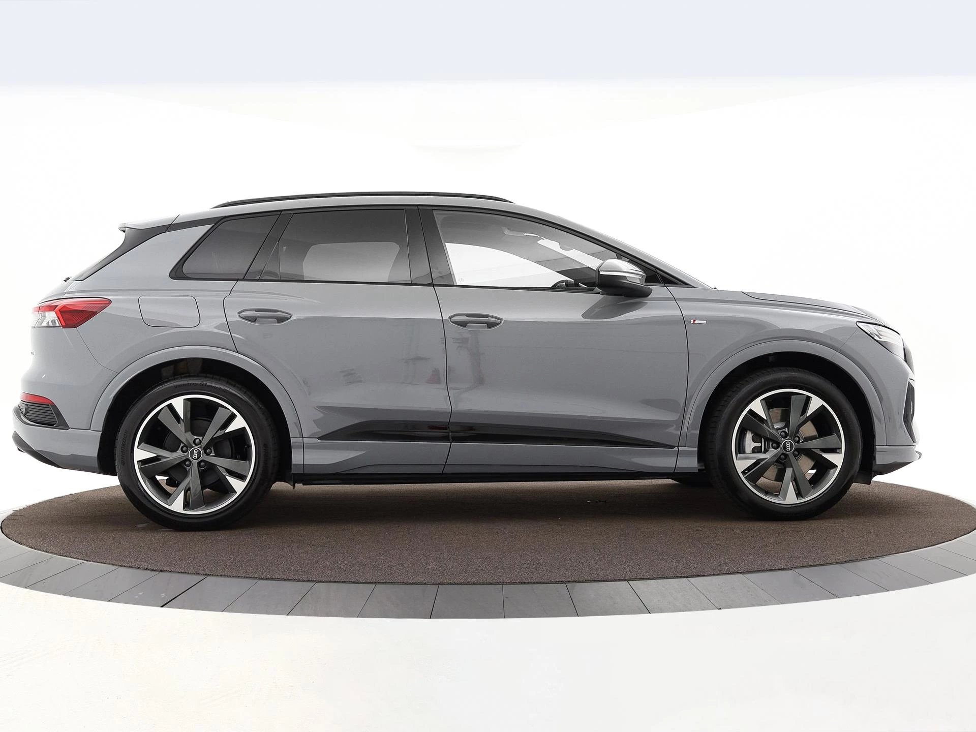 Hoofdafbeelding Audi Q4 e-tron