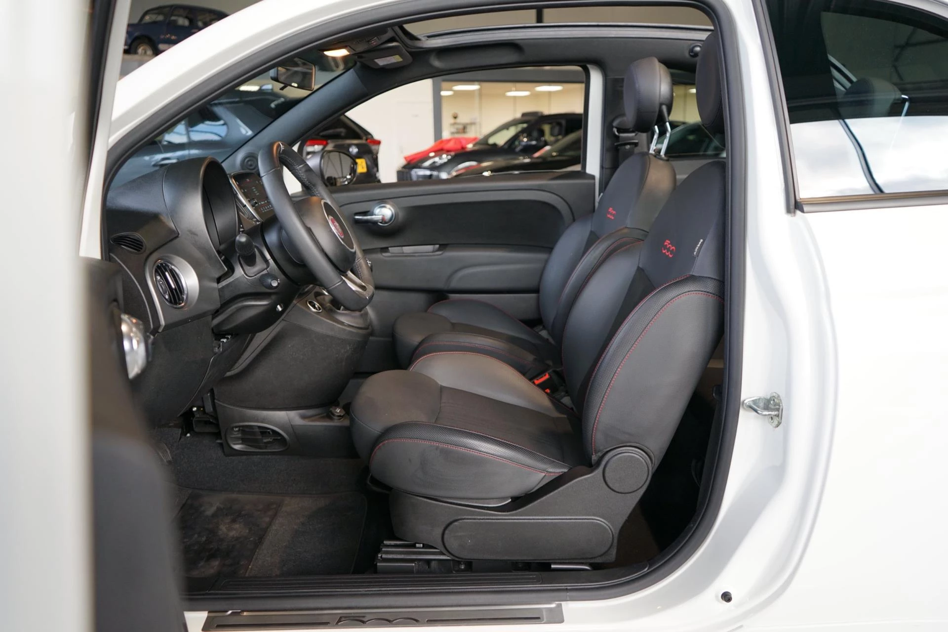 Hoofdafbeelding Fiat 500C