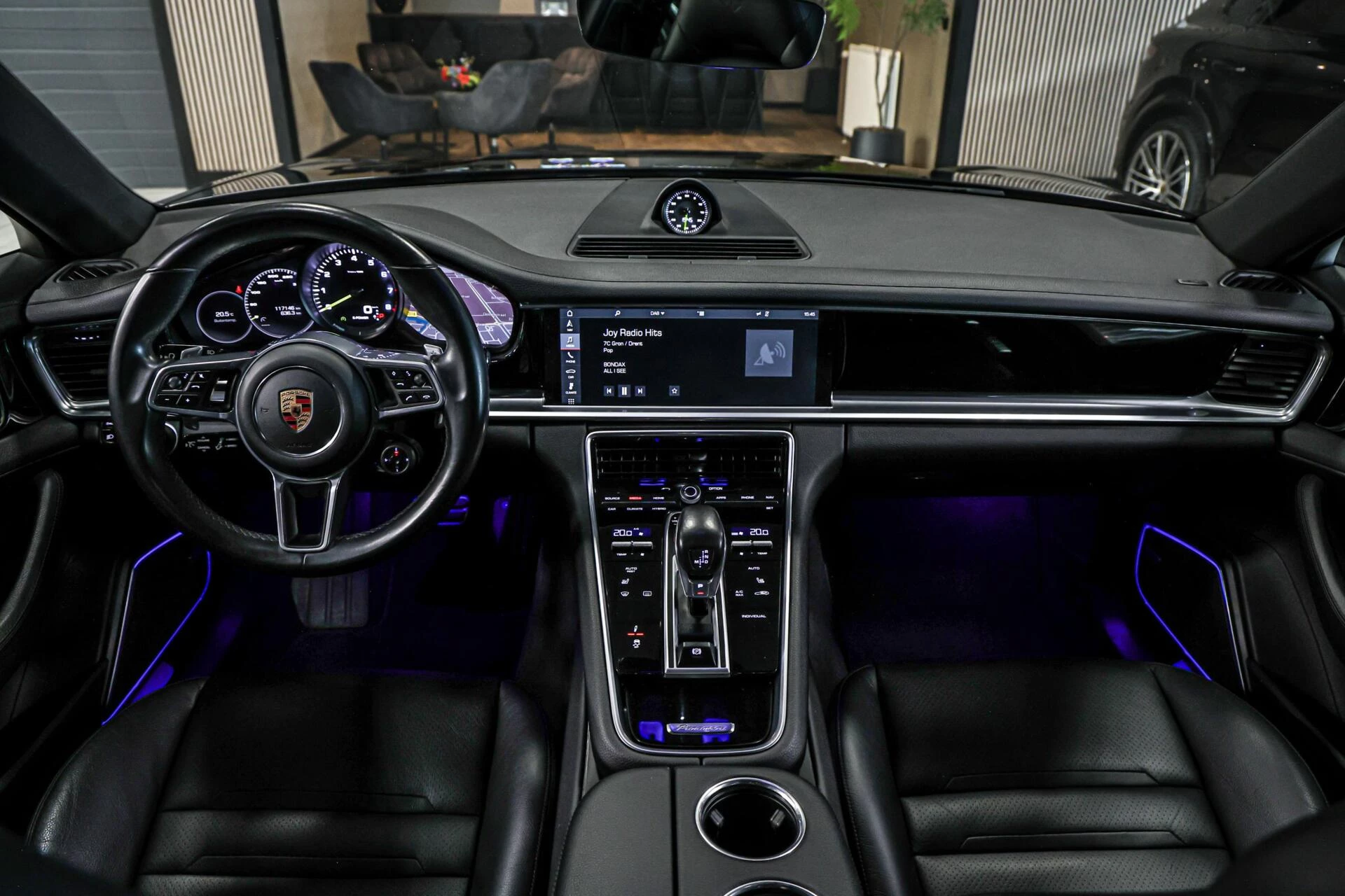 Hoofdafbeelding Porsche Panamera