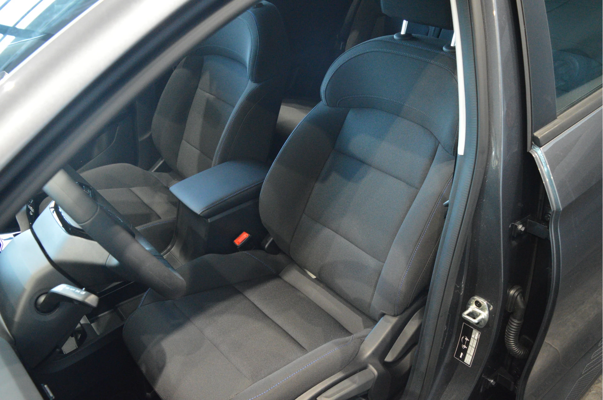 Hoofdafbeelding MG Electric