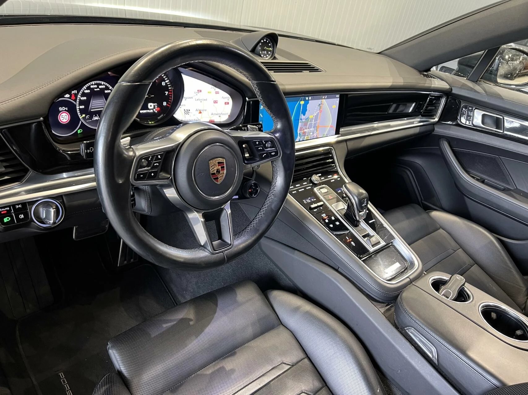 Hoofdafbeelding Porsche Panamera