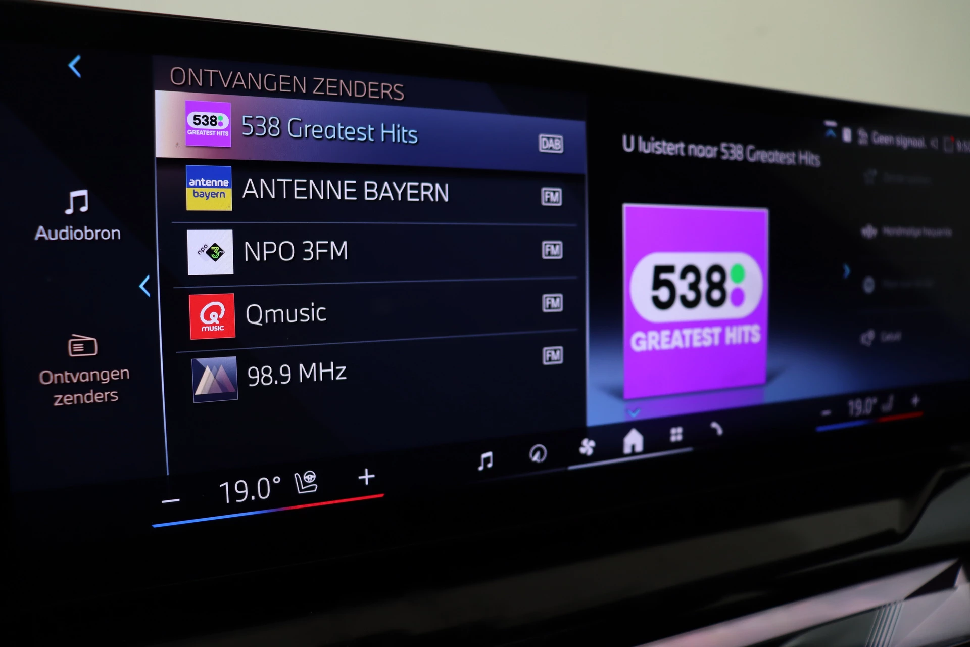 Hoofdafbeelding BMW i5