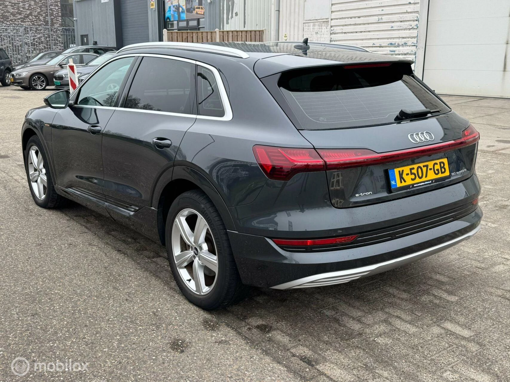 Hoofdafbeelding Audi e-tron