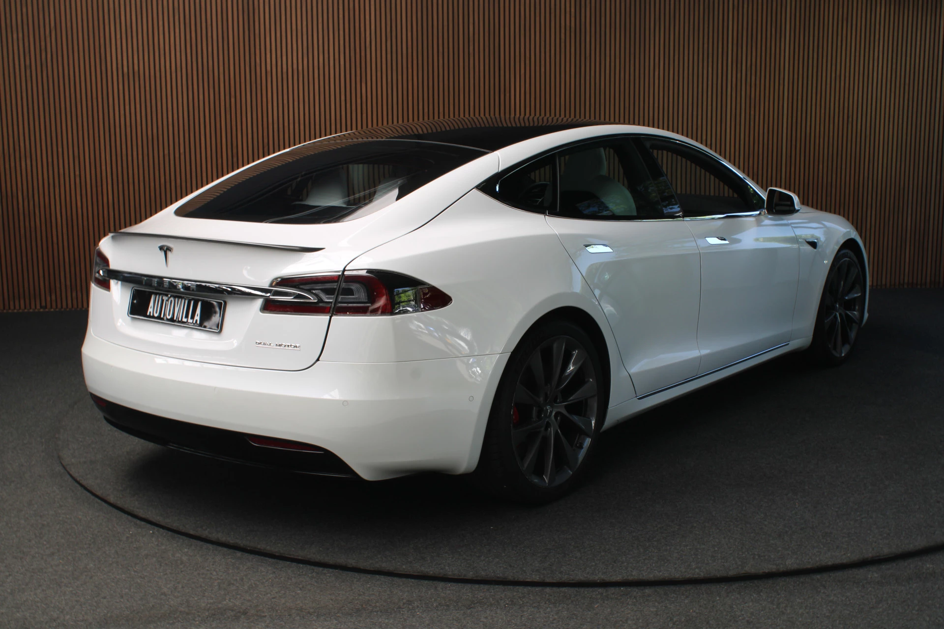 Hoofdafbeelding Tesla Model S