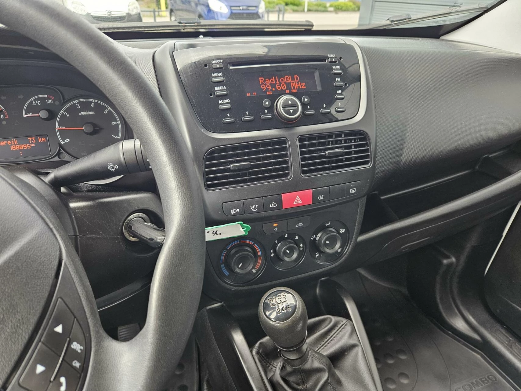 Hoofdafbeelding Opel Combo