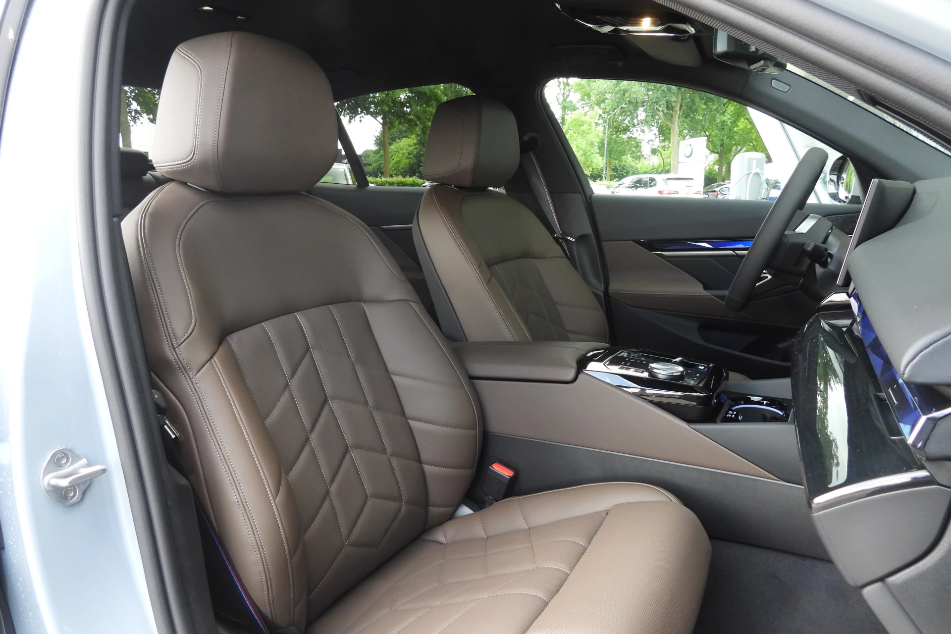 Hoofdafbeelding BMW i5