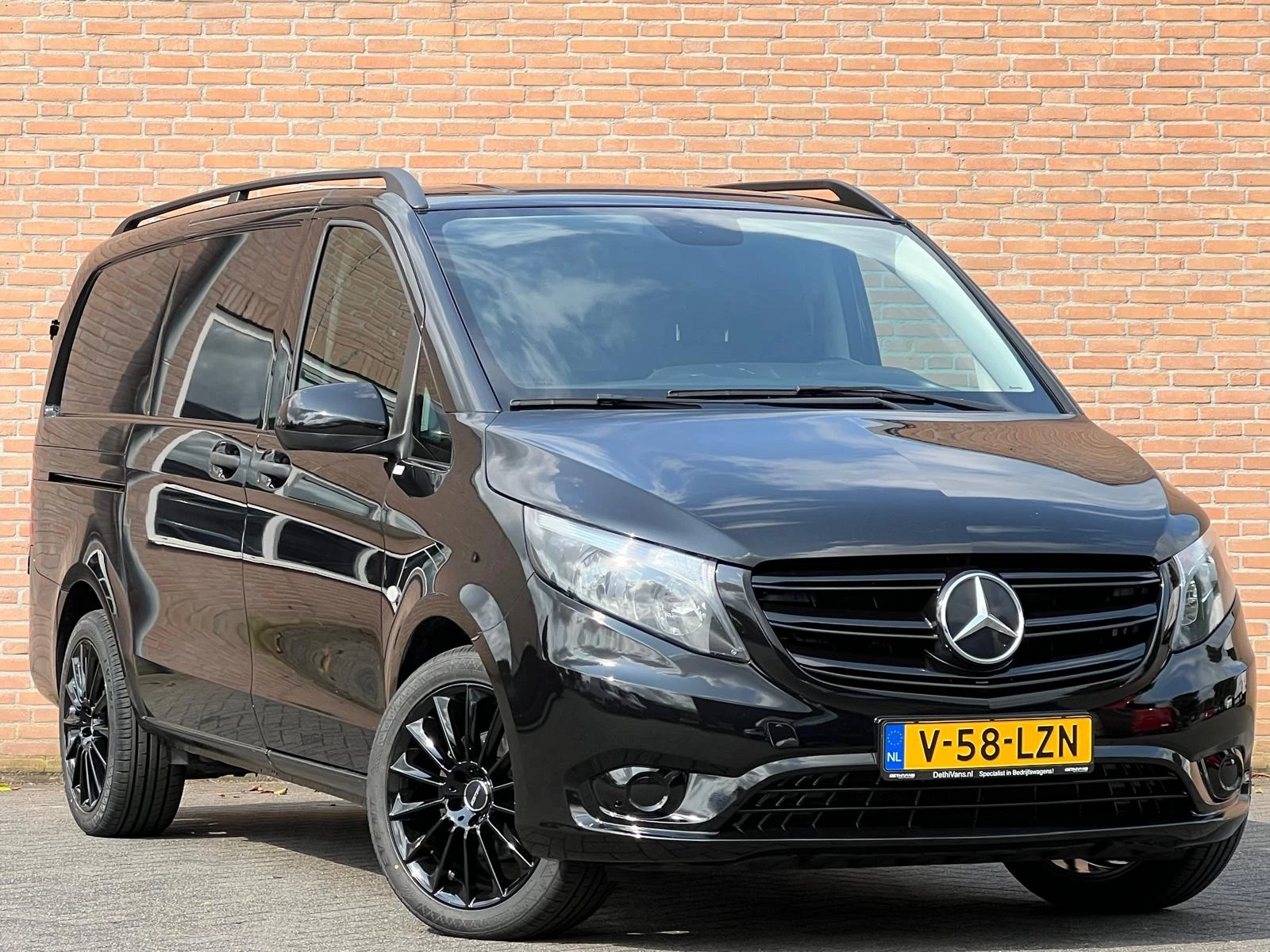 Hoofdafbeelding Mercedes-Benz Vito