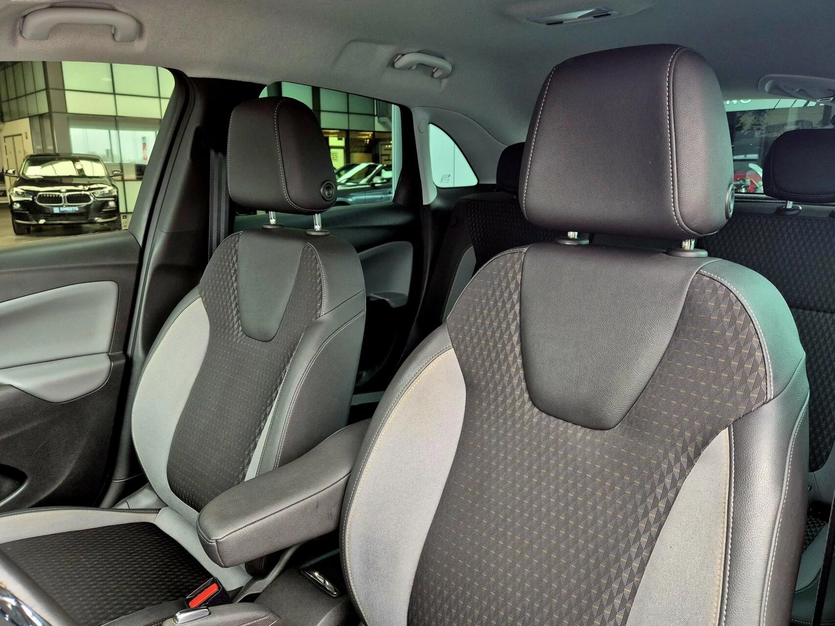 Hoofdafbeelding Opel Crossland X