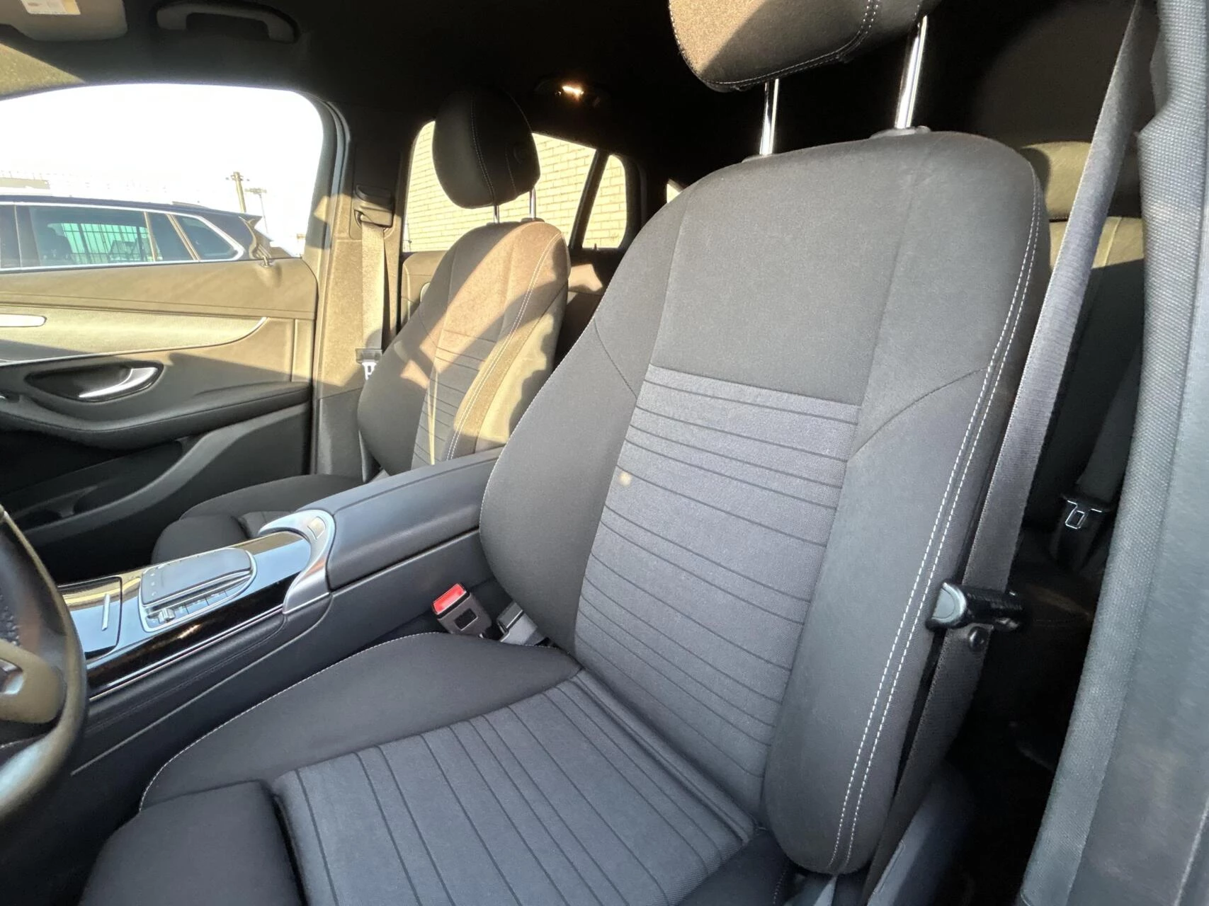 Hoofdafbeelding Mercedes-Benz EQC