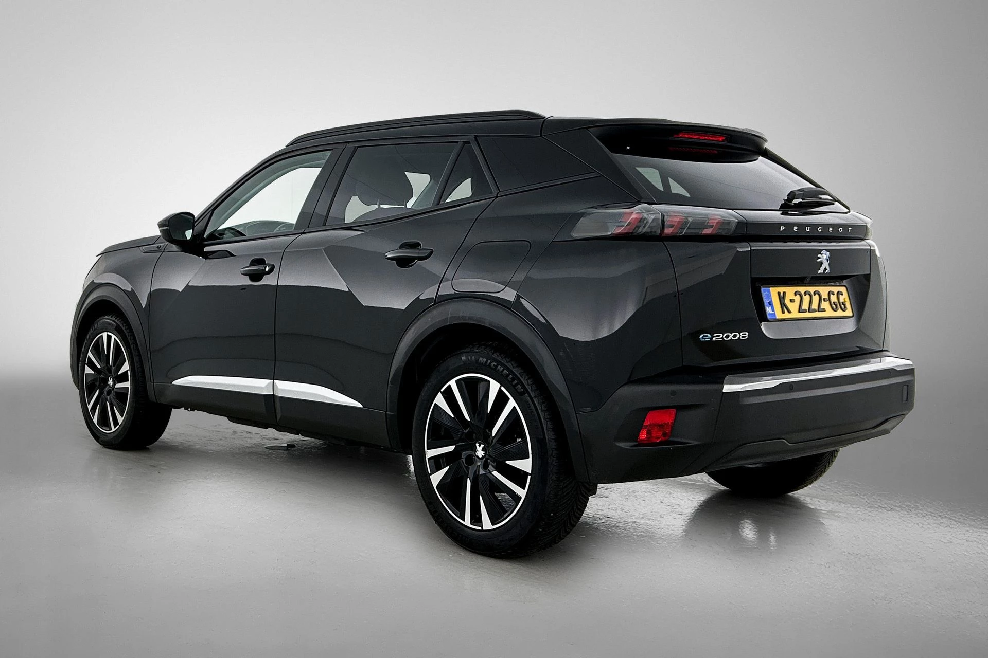 Hoofdafbeelding Peugeot e-2008