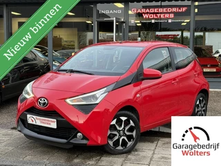 Toyota Aygo 1.0 VVT-i x-play CAMERA CARPLAY LED NW APK