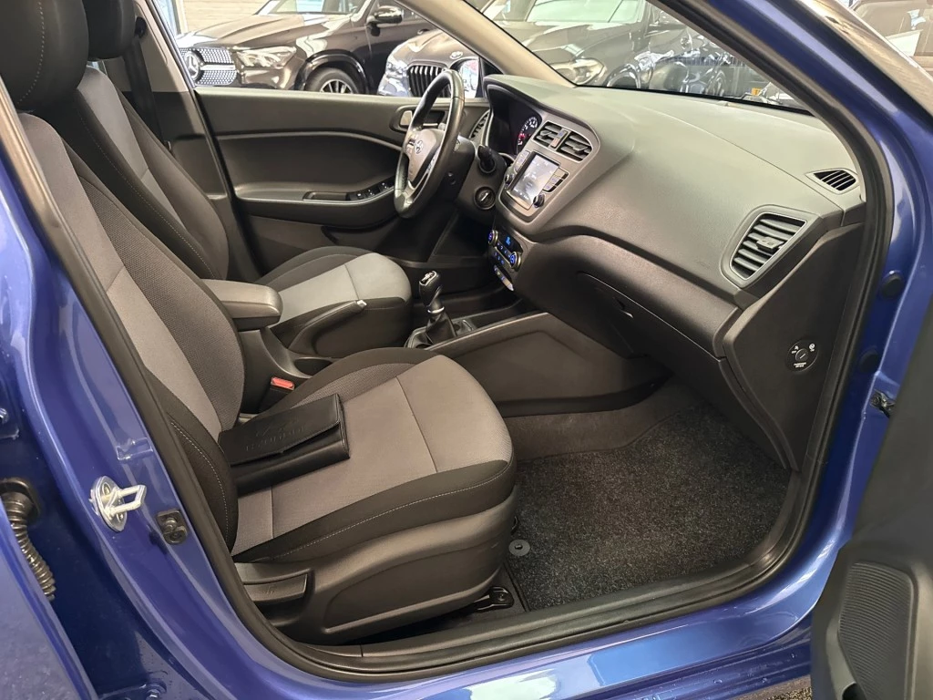 Hoofdafbeelding Hyundai i20