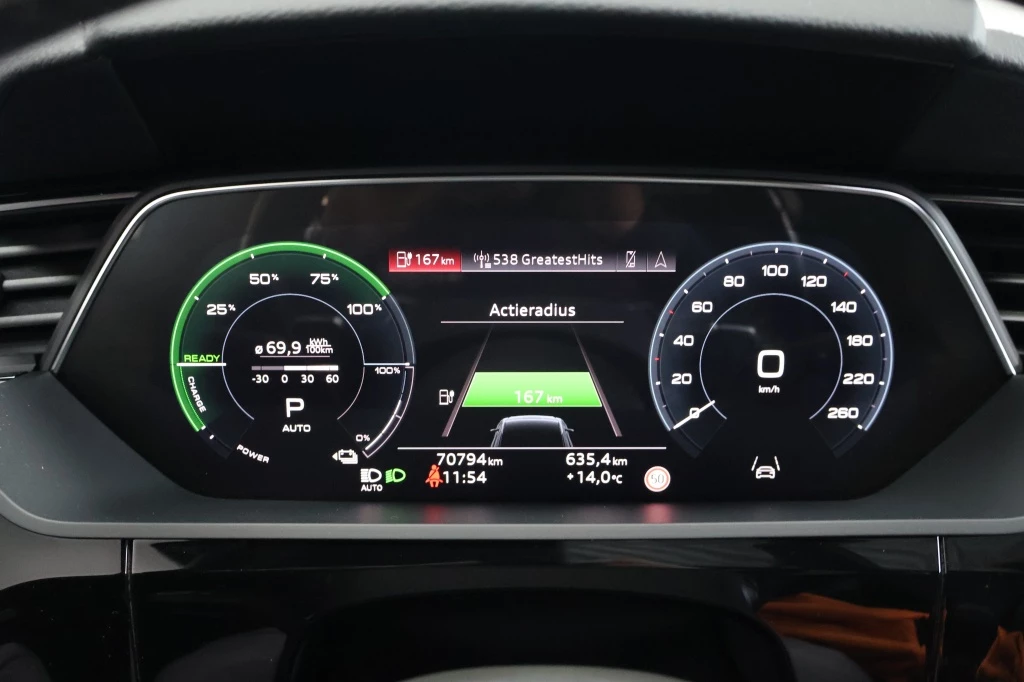 Hoofdafbeelding Audi e-tron