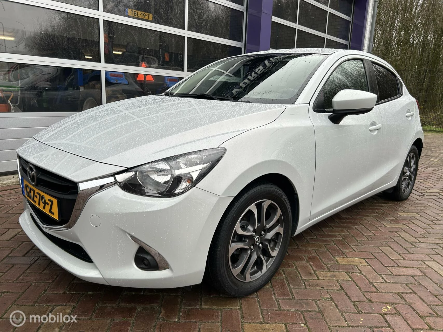 Hoofdafbeelding Mazda 2