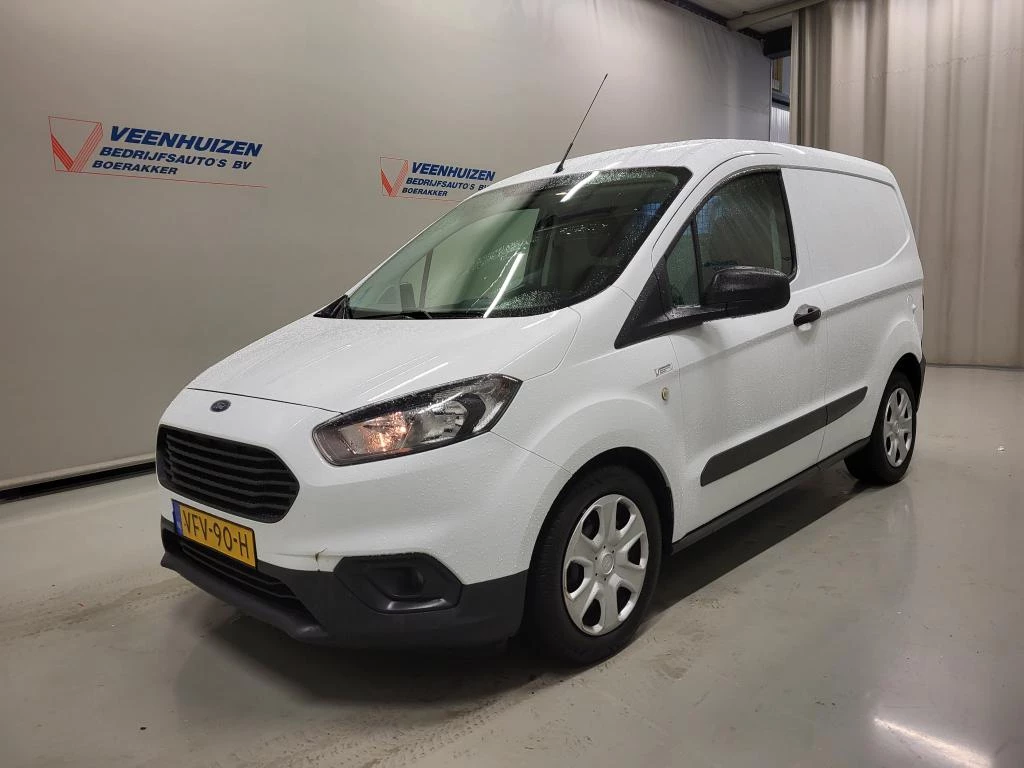 Hoofdafbeelding Ford Transit Courier