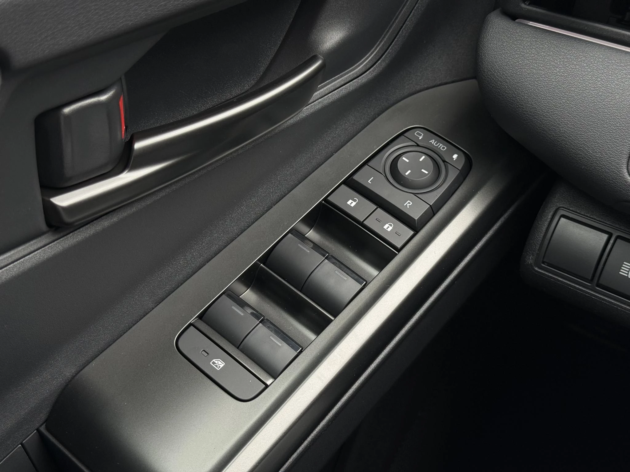 Hoofdafbeelding Toyota C-HR+