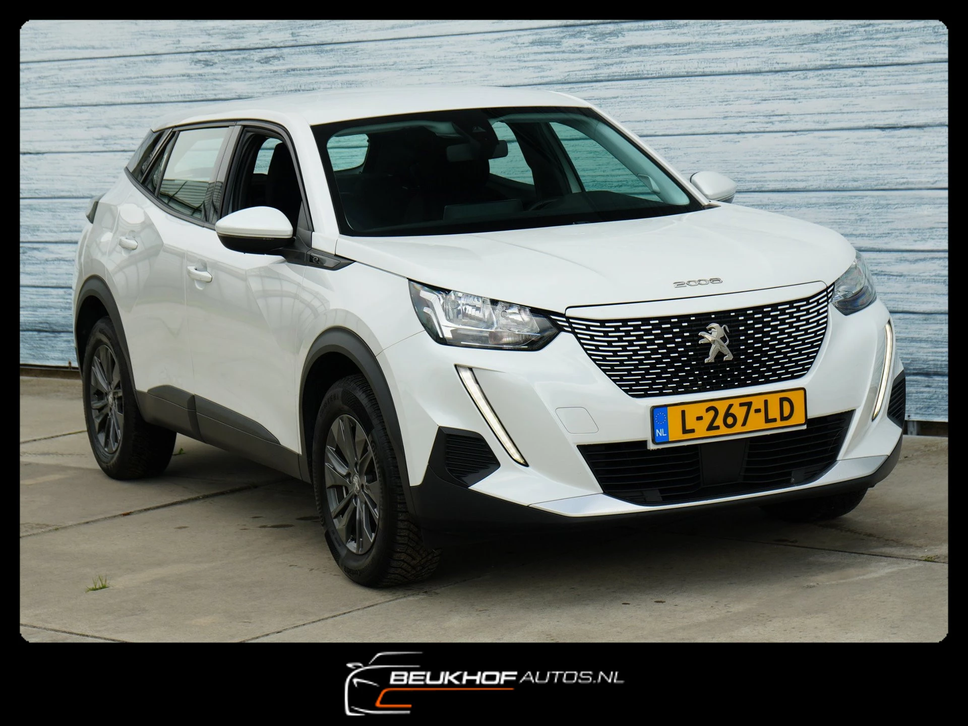 Hoofdafbeelding Peugeot e-2008