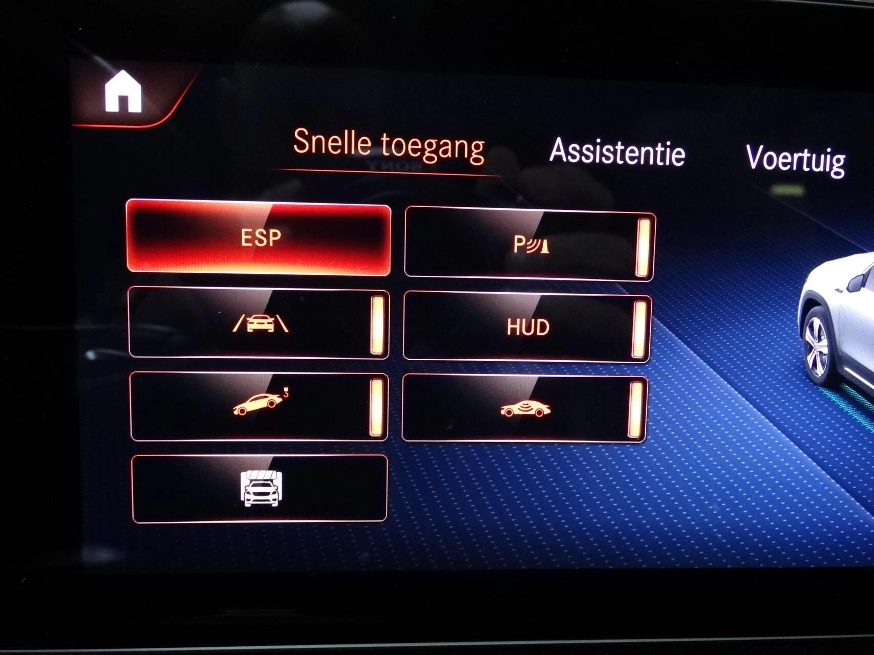 Hoofdafbeelding Mercedes-Benz EQB