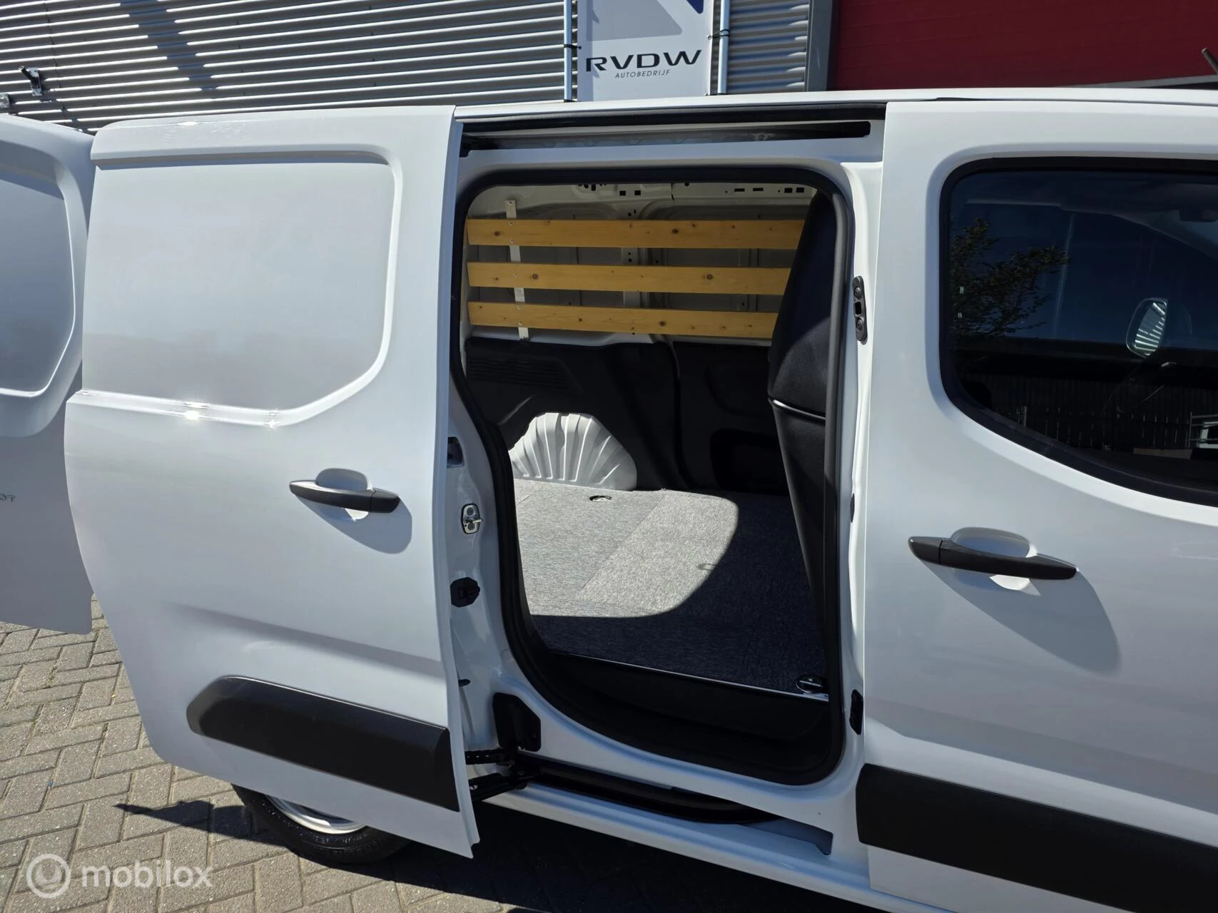 Hoofdafbeelding Peugeot Partner