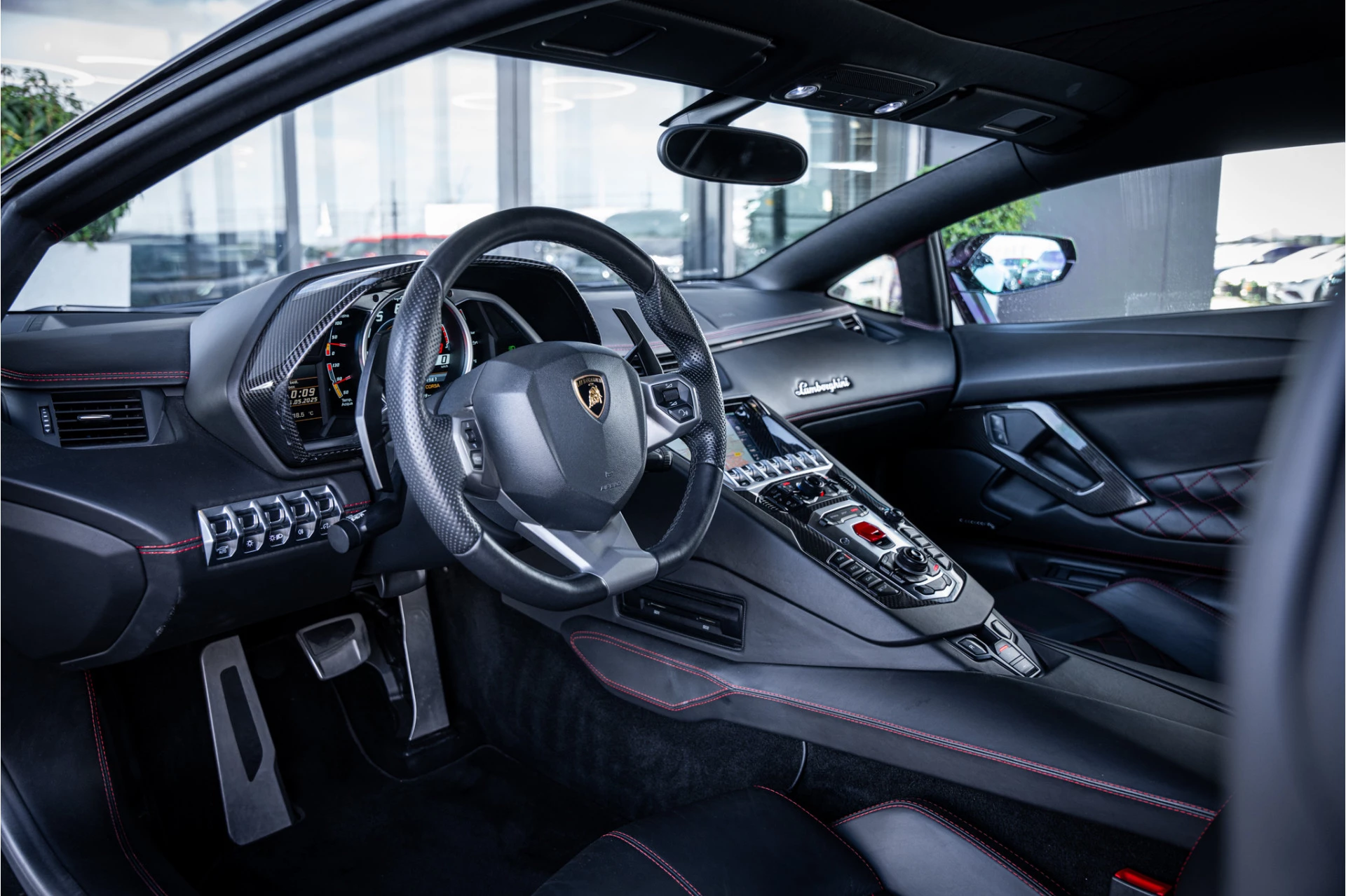 Hoofdafbeelding Lamborghini Aventador