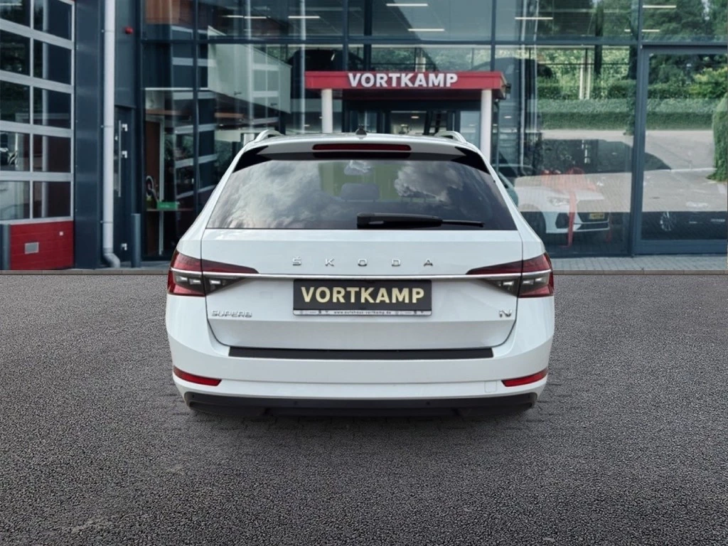 Hoofdafbeelding Škoda Superb