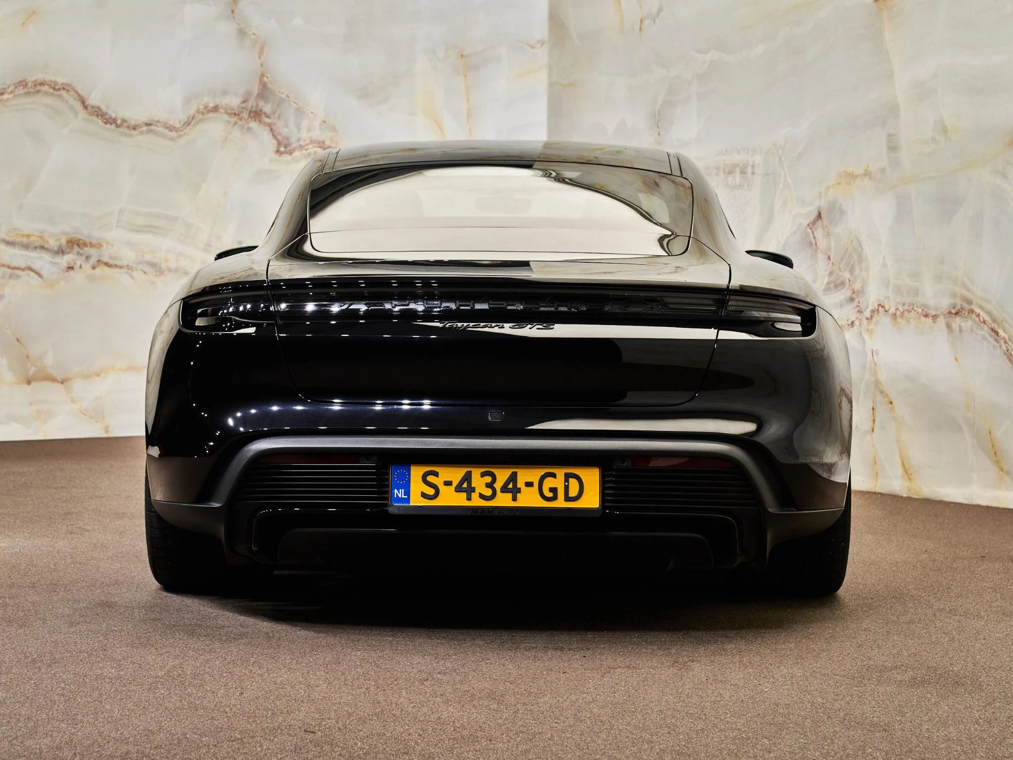 Hoofdafbeelding Porsche Taycan