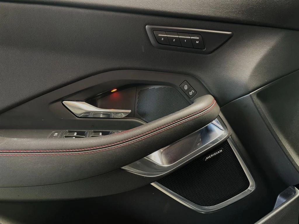 Hoofdafbeelding Jaguar E-PACE
