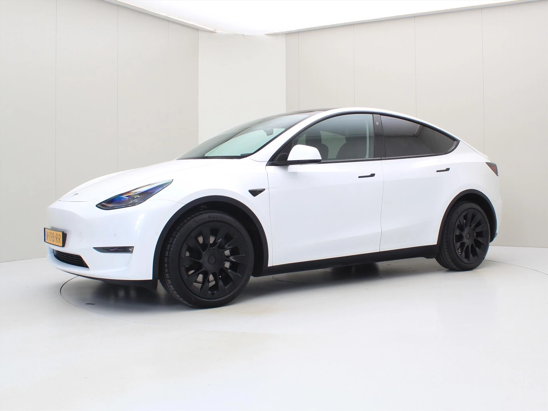 Hoofdafbeelding Tesla Model Y