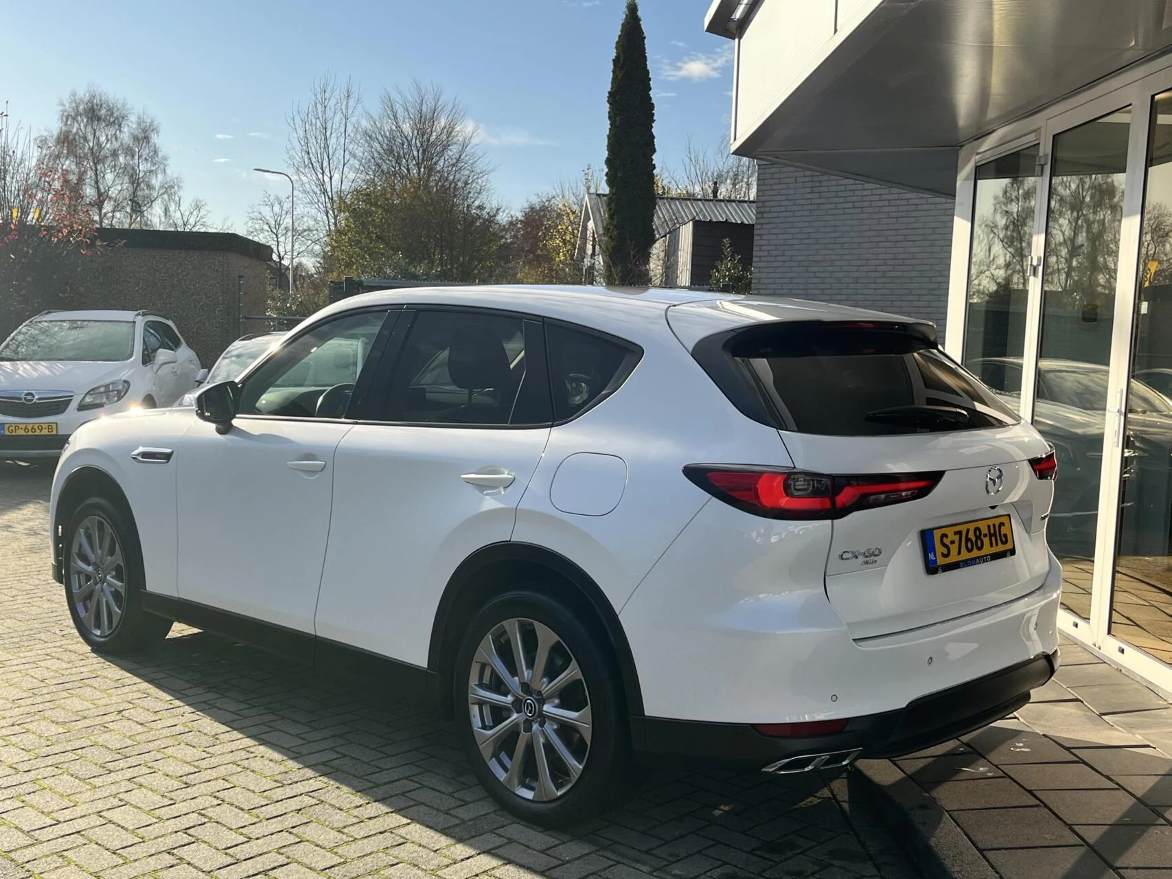 Hoofdafbeelding Mazda CX-60