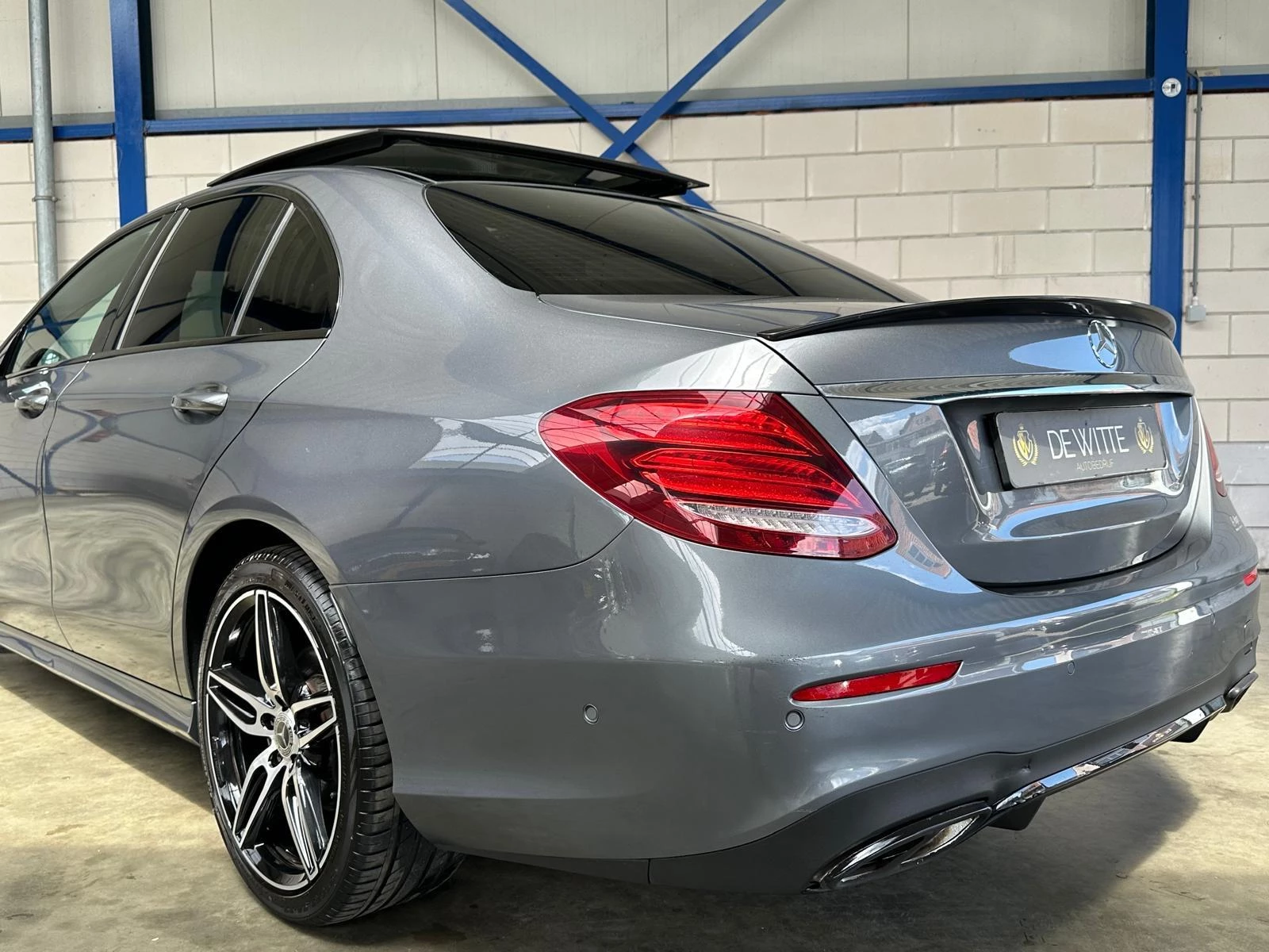 Hoofdafbeelding Mercedes-Benz E-Klasse