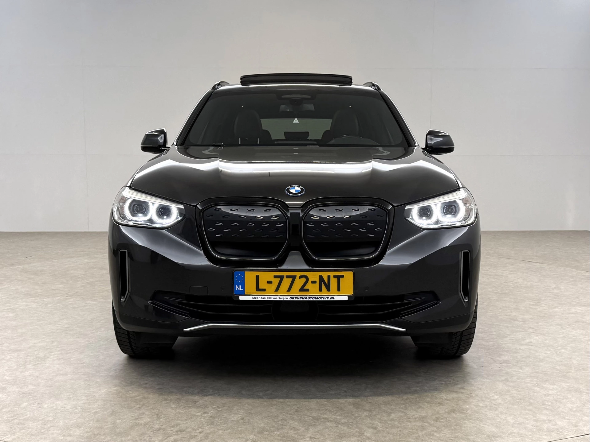 Hoofdafbeelding BMW iX3