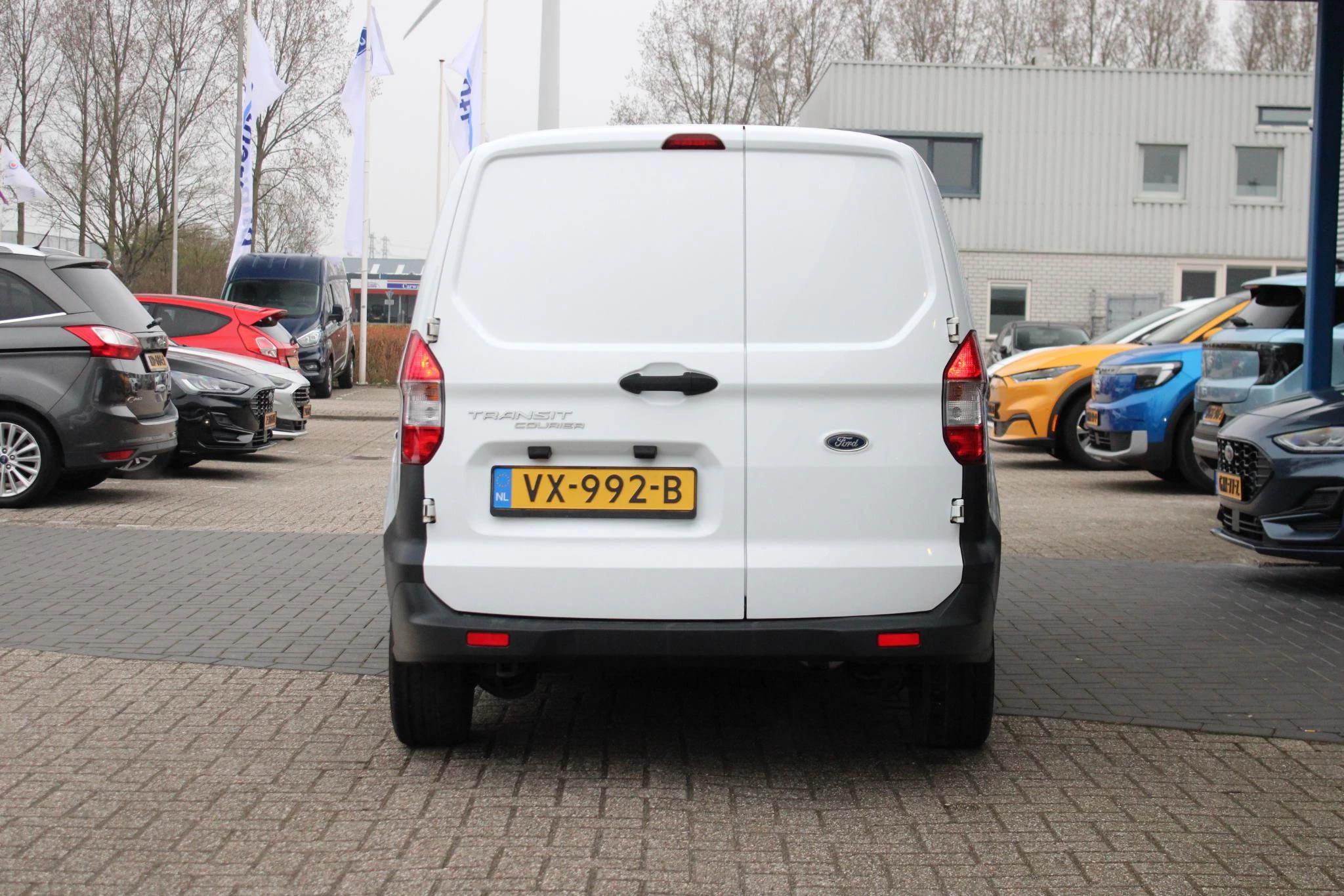 Hoofdafbeelding Ford Transit Courier
