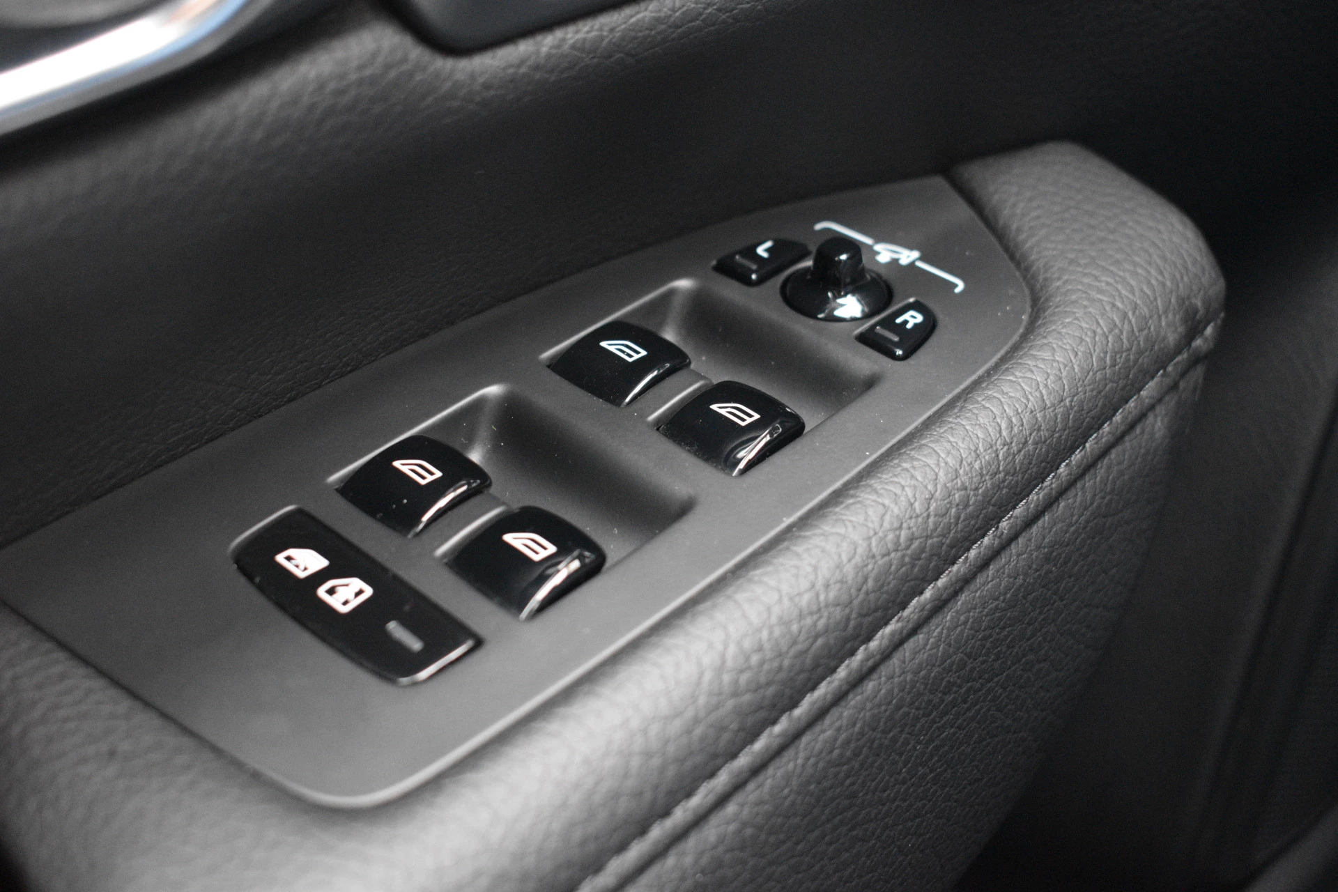 Hoofdafbeelding Volvo V90