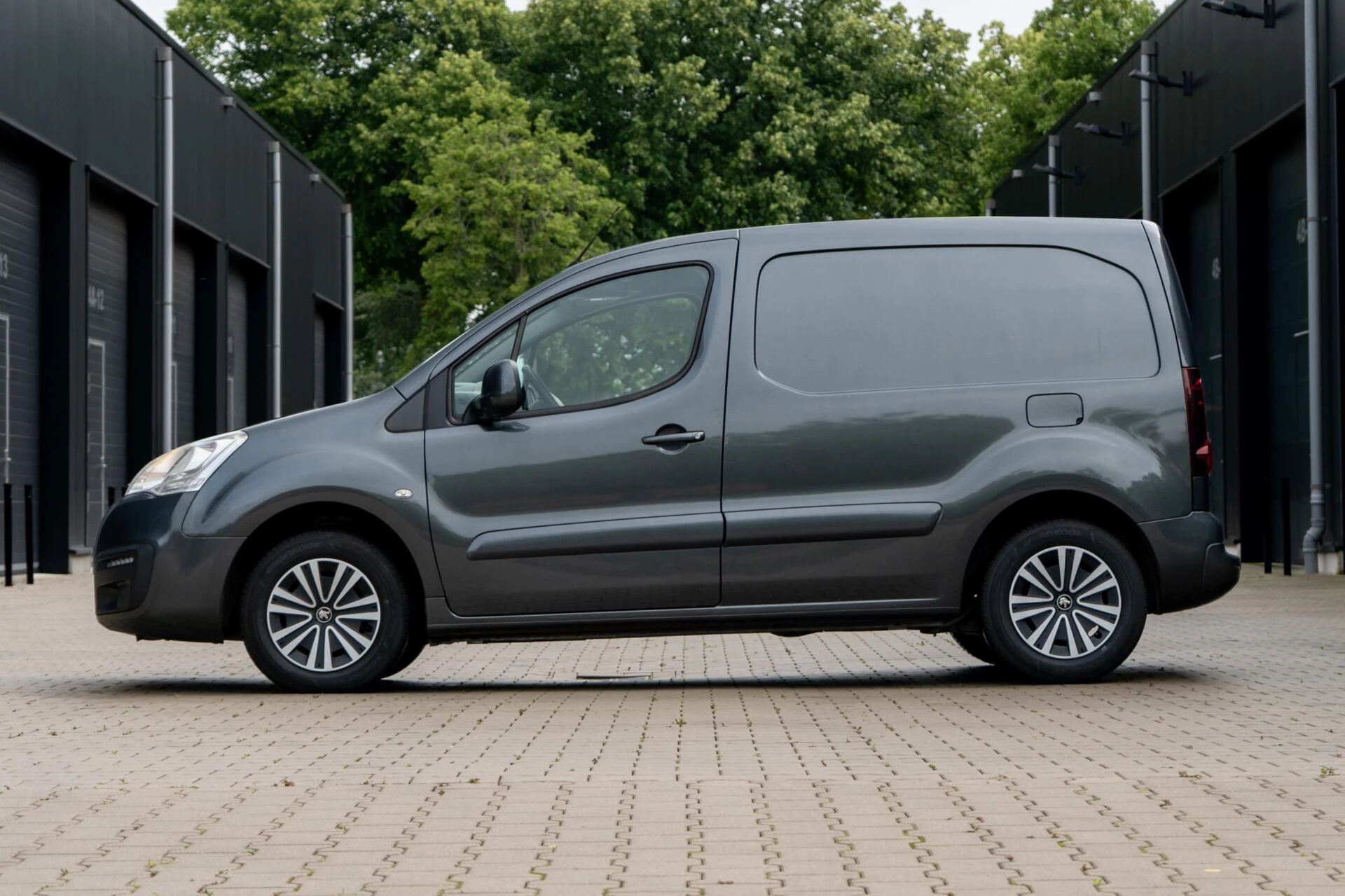Hoofdafbeelding Peugeot Partner
