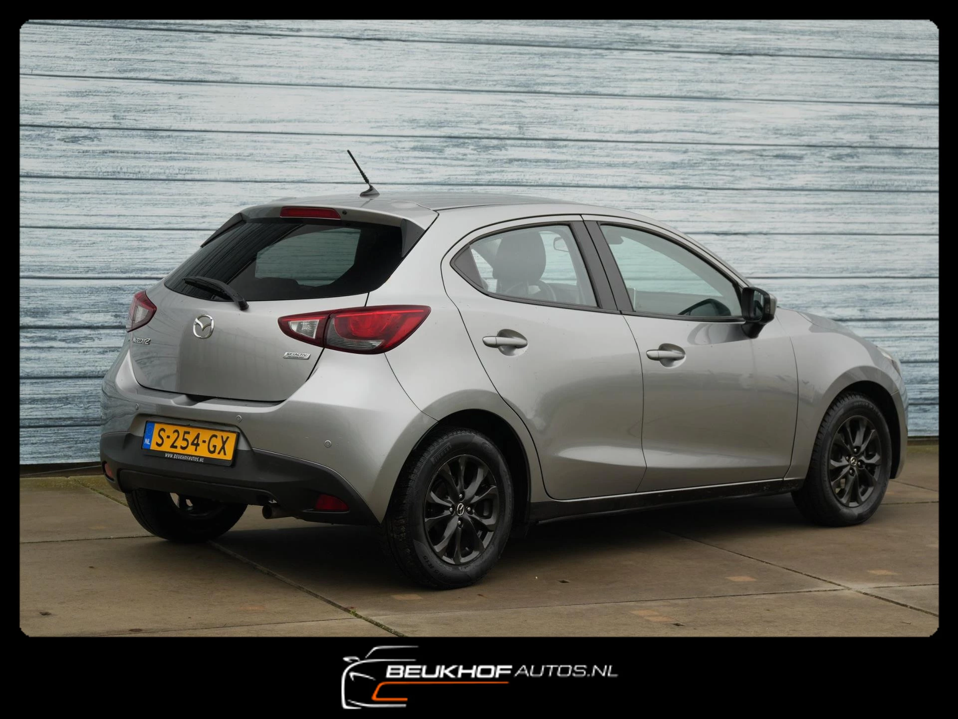 Hoofdafbeelding Mazda 2