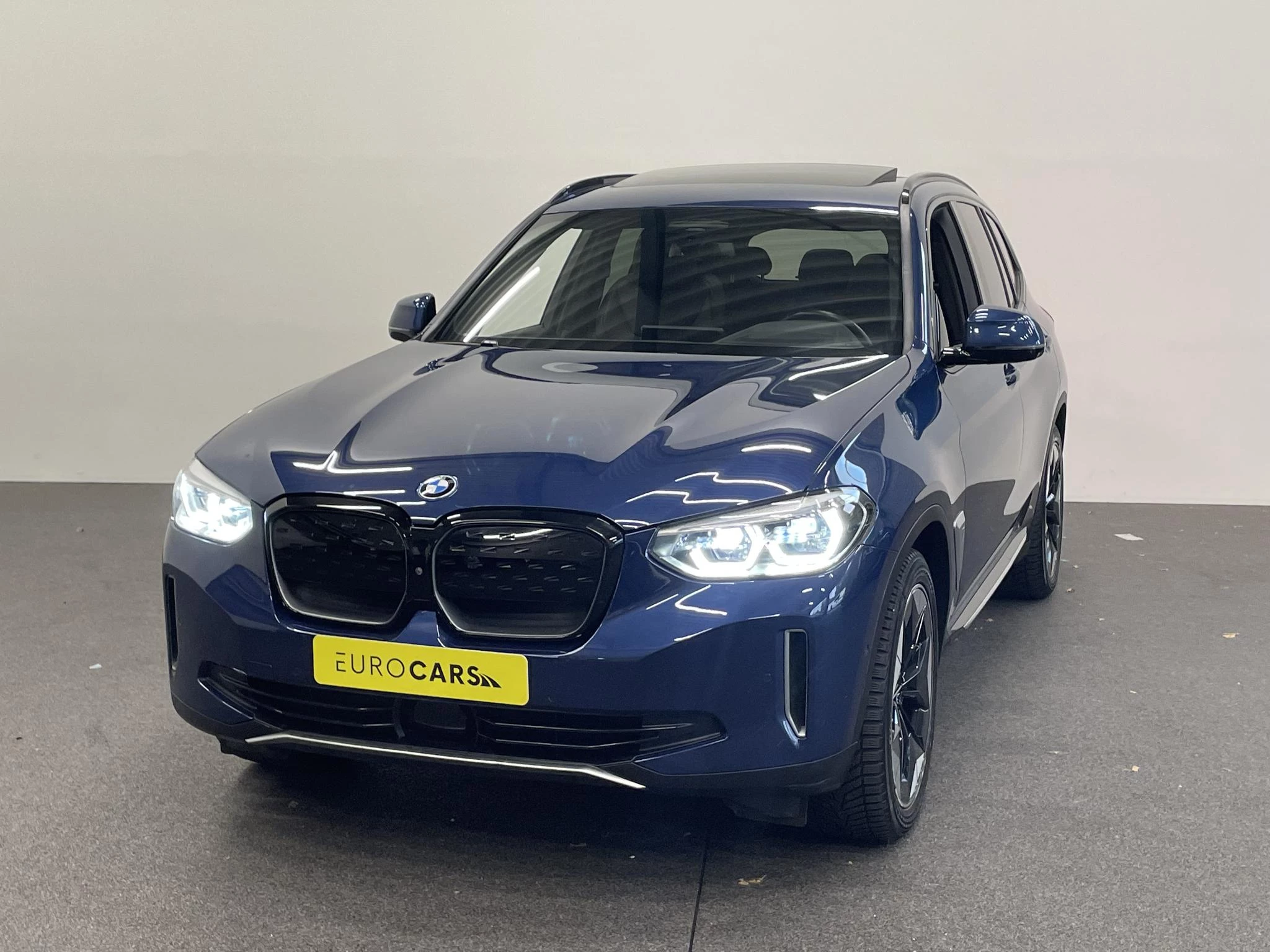 Hoofdafbeelding BMW iX3