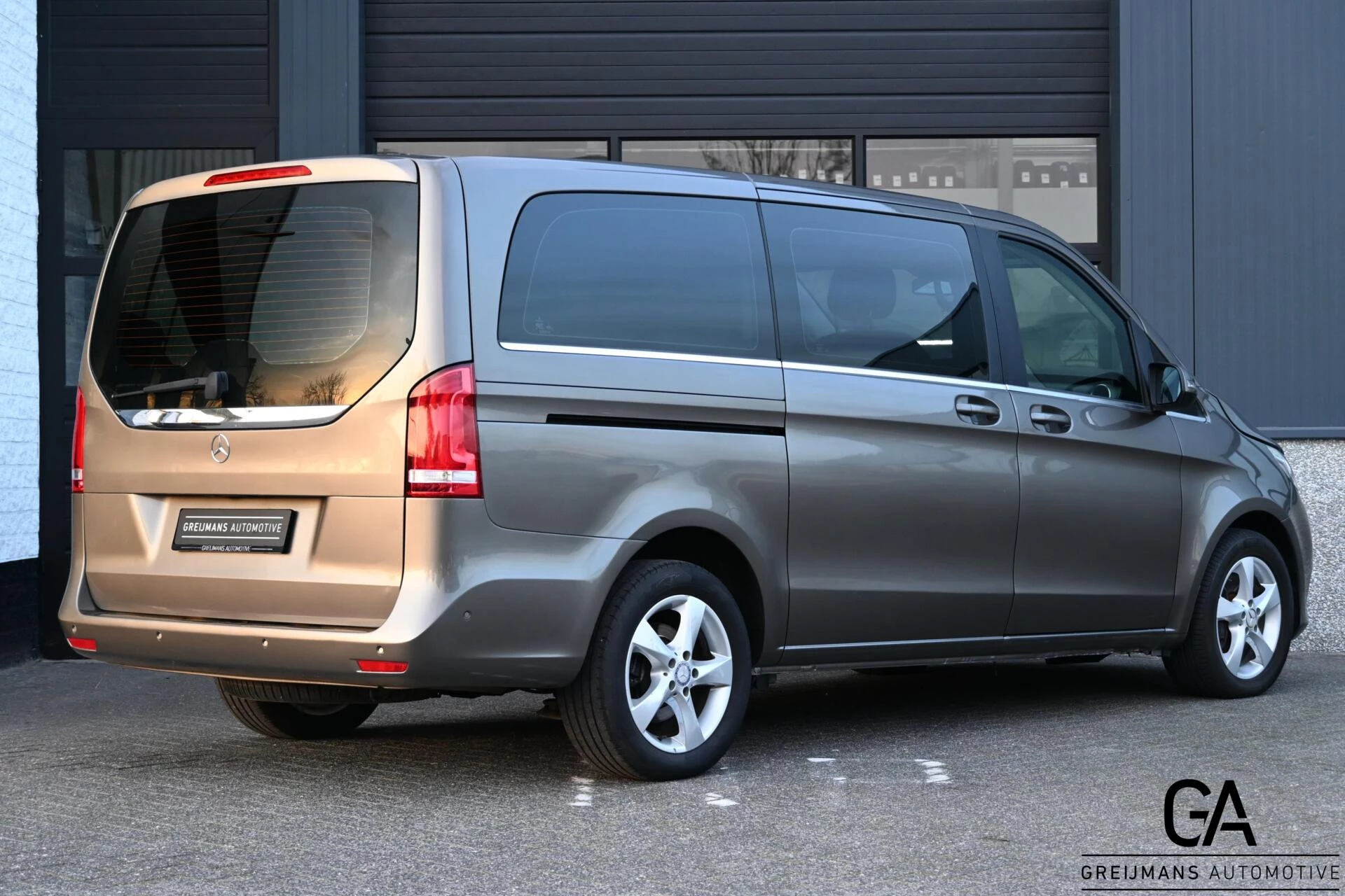 Hoofdafbeelding Mercedes-Benz V-Klasse