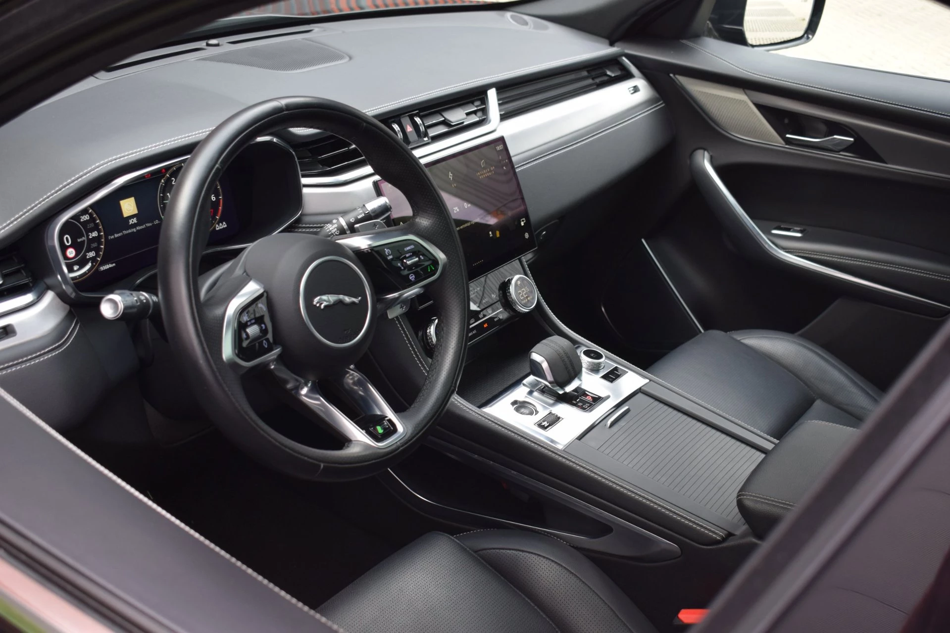 Hoofdafbeelding Jaguar F-PACE