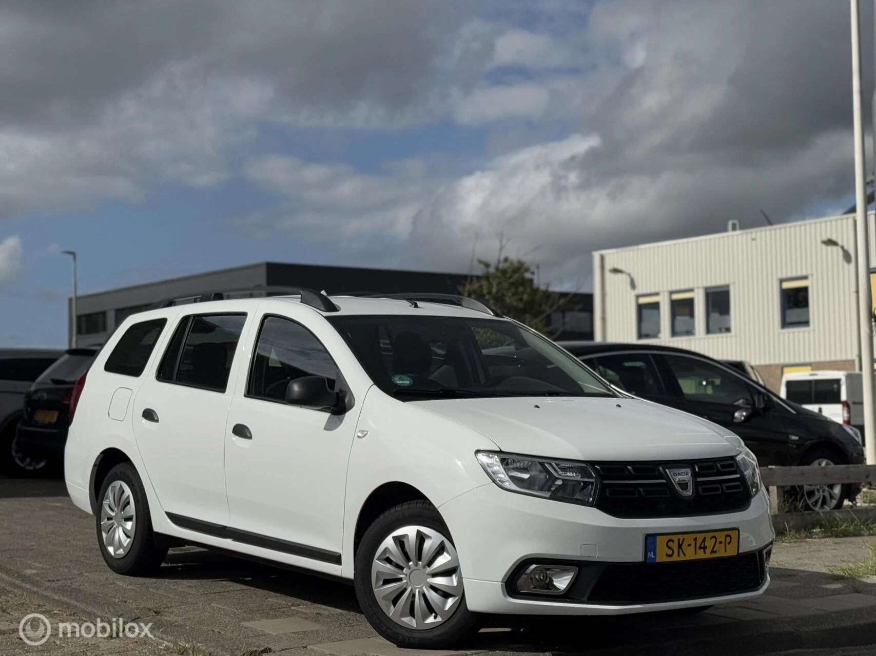 Hoofdafbeelding Dacia Logan