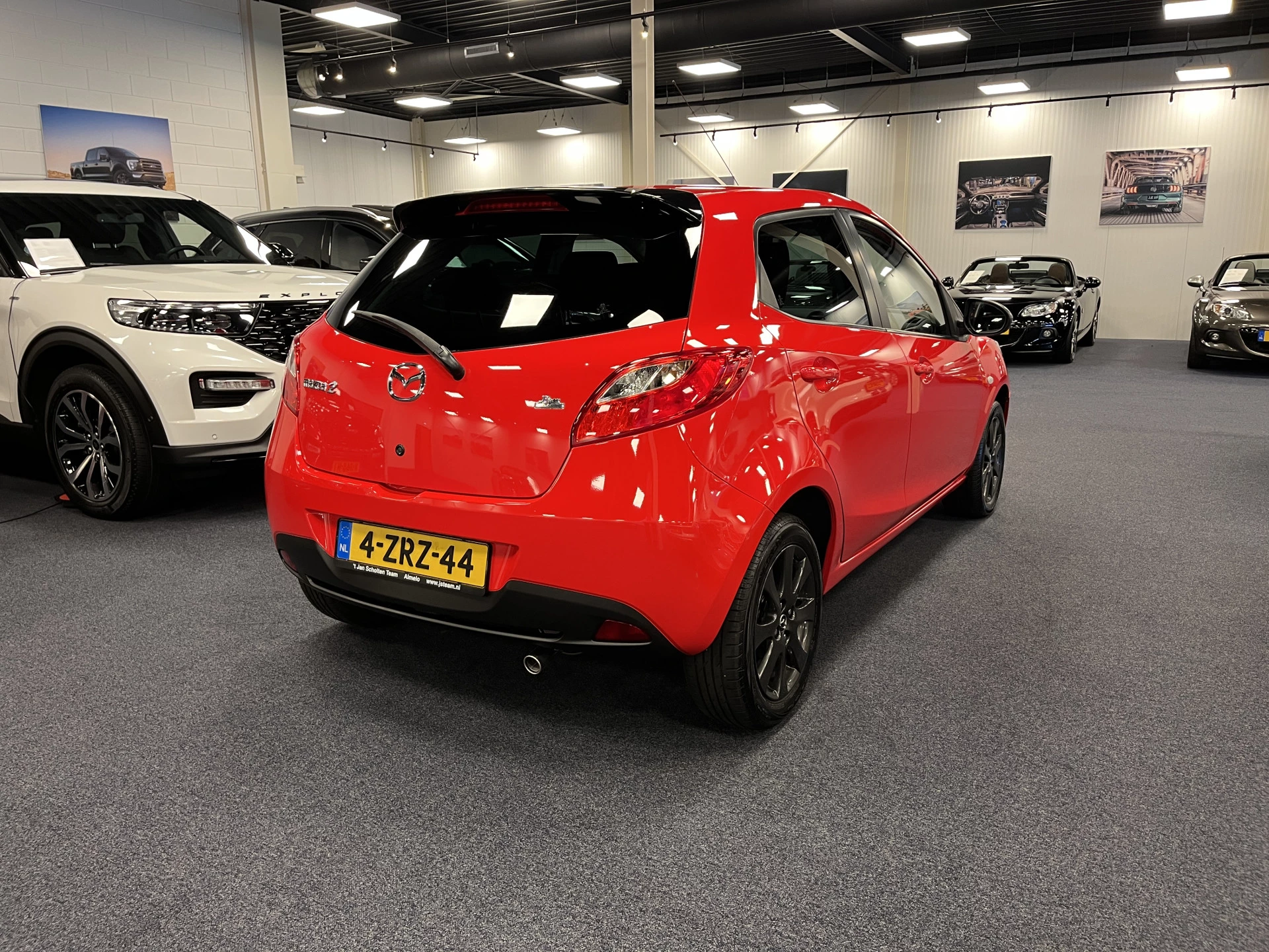 Hoofdafbeelding Mazda 2