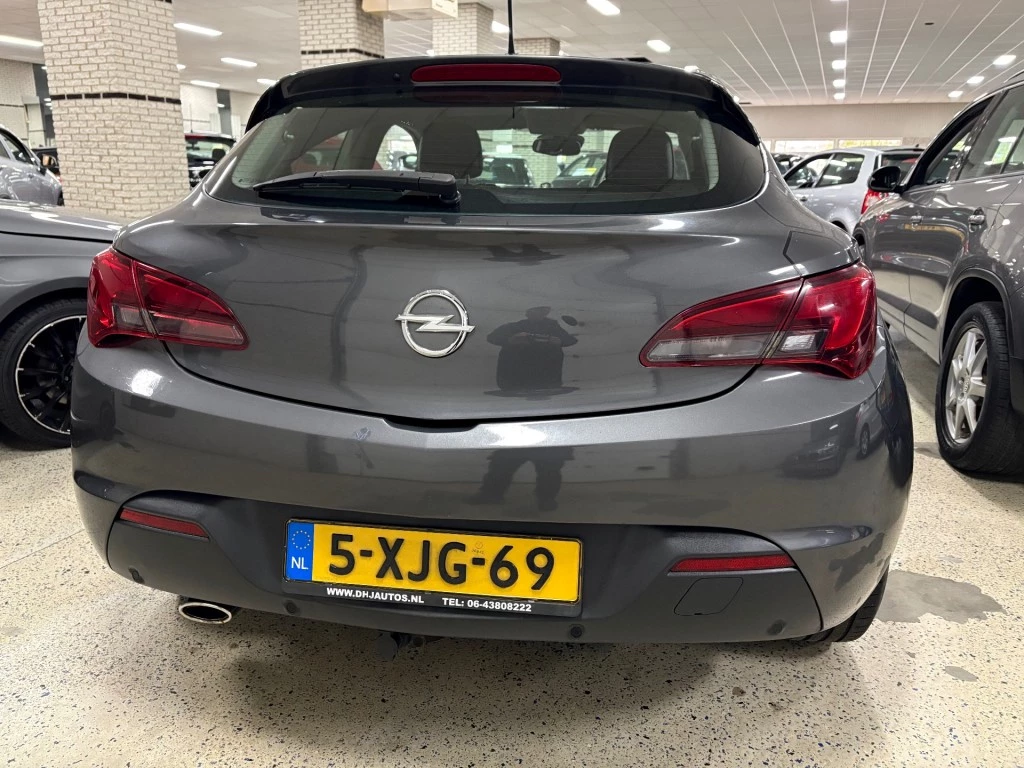 Hoofdafbeelding Opel Astra